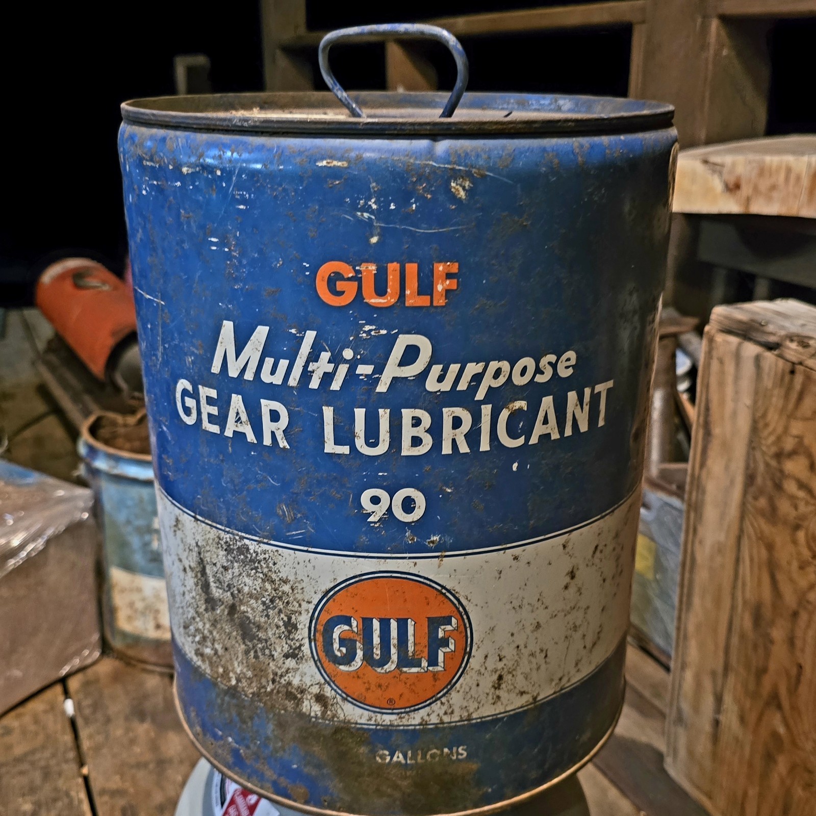 Vintage GULF Multi-Purpose Gear Lubricant 90 Five Gallon Can Bucket Empty Vintage GULF Multi-Purpose Gear Lubricant 90 Five Gallon Can Bucket Empty