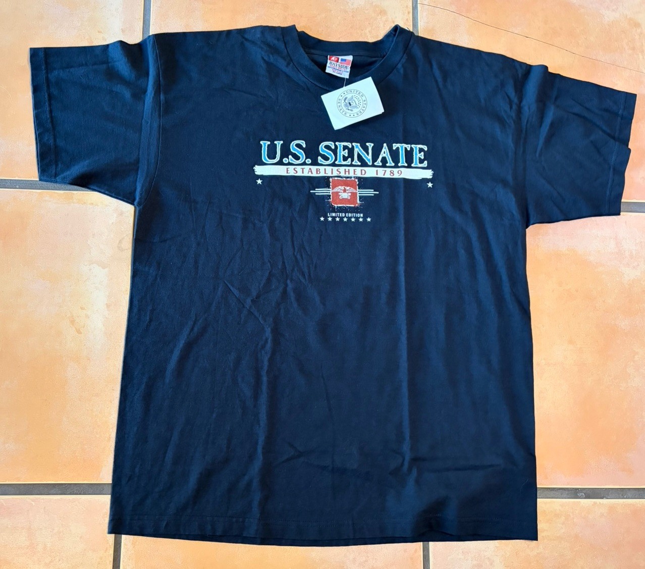 Vintage US SENATE Established 1789 2XL Blue T-Shirt Limited Edition Souvenir Vintage US SENATE Established 1789 2XL Blue T-Shirt Limited Edition Souvenir