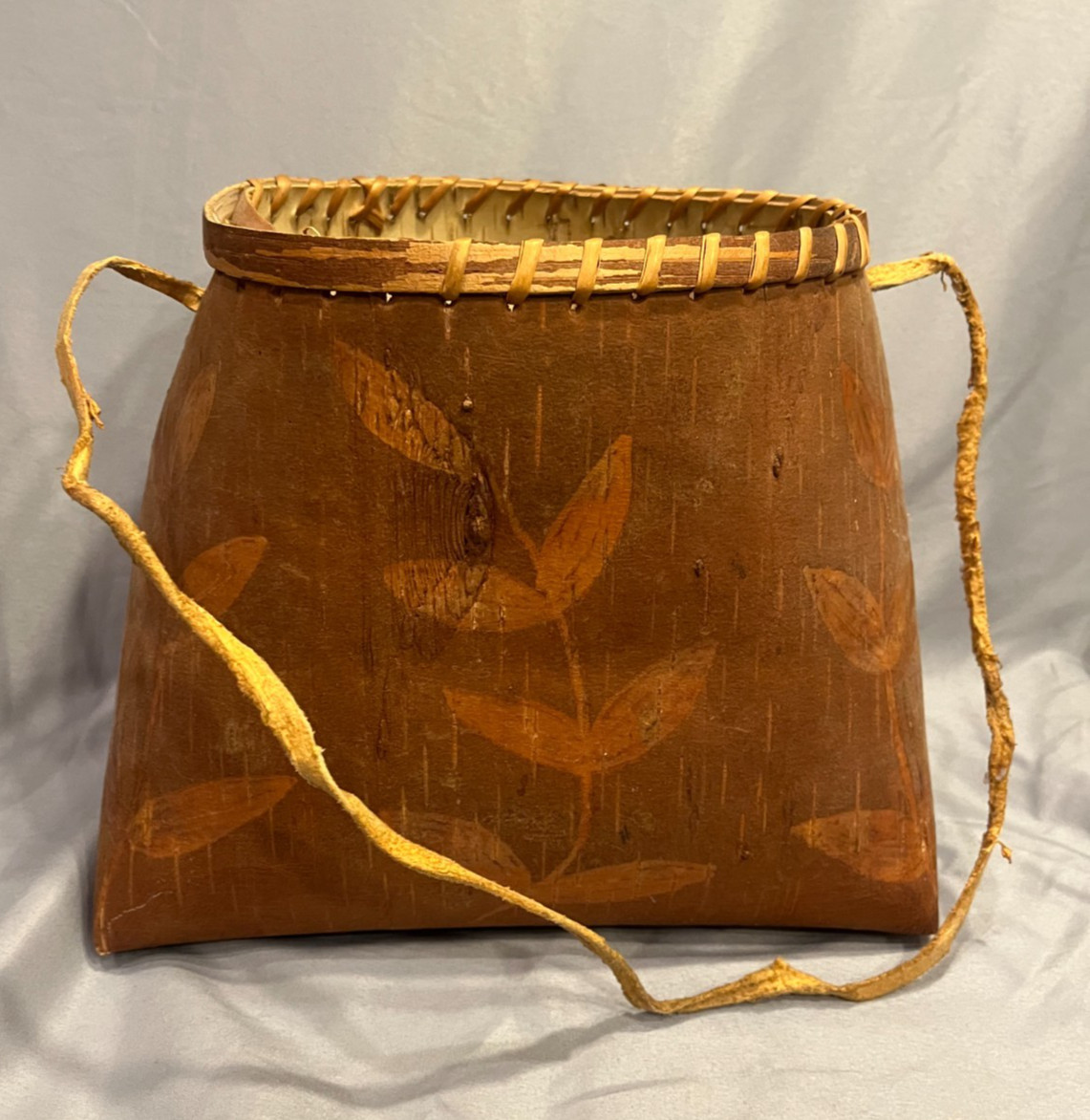 Vintage Handmade Birch Bark Basket Rustic Primitive Folk Art Leaf Motif