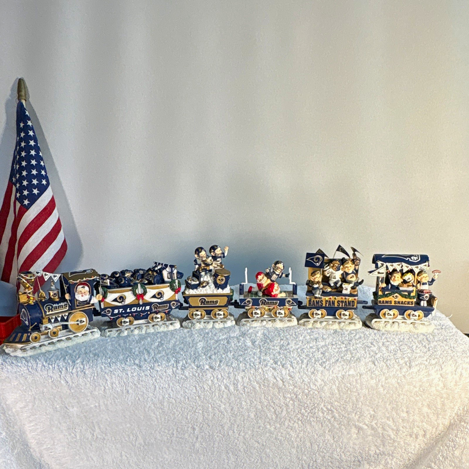 St. Louis Rams NFL Christmas Train Figurine Set Resin Hand Painted Signed 6pc St. Louis Rams NFL Christmas Train Figurine Set Resin Hand Painted Signed 6pc
