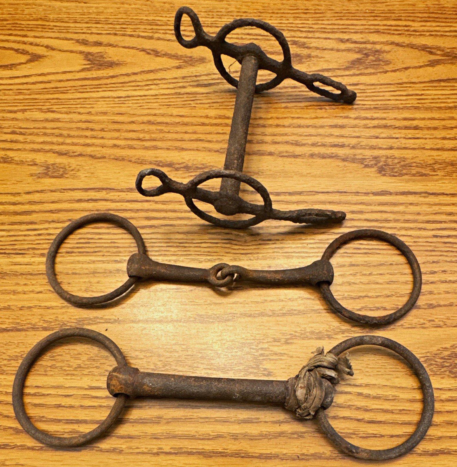 Antique Vintage Iron Horse Bits Lot, Western Americana Collectible Antique Vintage Iron Horse Bits Lot, Western Americana Collectible