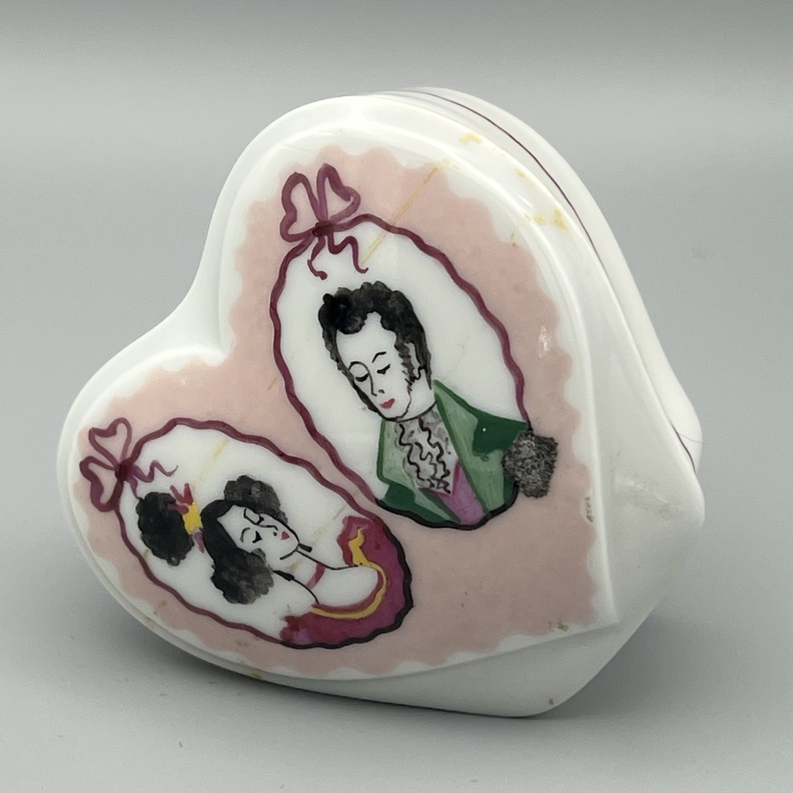 Vintage VICTORIAN Limoges 2” HEART Shaped Trinket Box France Guy Thirion Vintage VICTORIAN Limoges 2” HEART Shaped Trinket Box France Guy Thirion