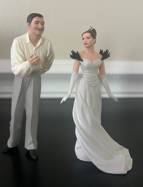 Lot of 2 Hallmark Christmas Tree Ornaments Gigi and Rhett Butler 2000 NEW Lot of 2 Hallmark Christmas Tree Ornaments Gigi and Rhett Butler 2000 NEW
