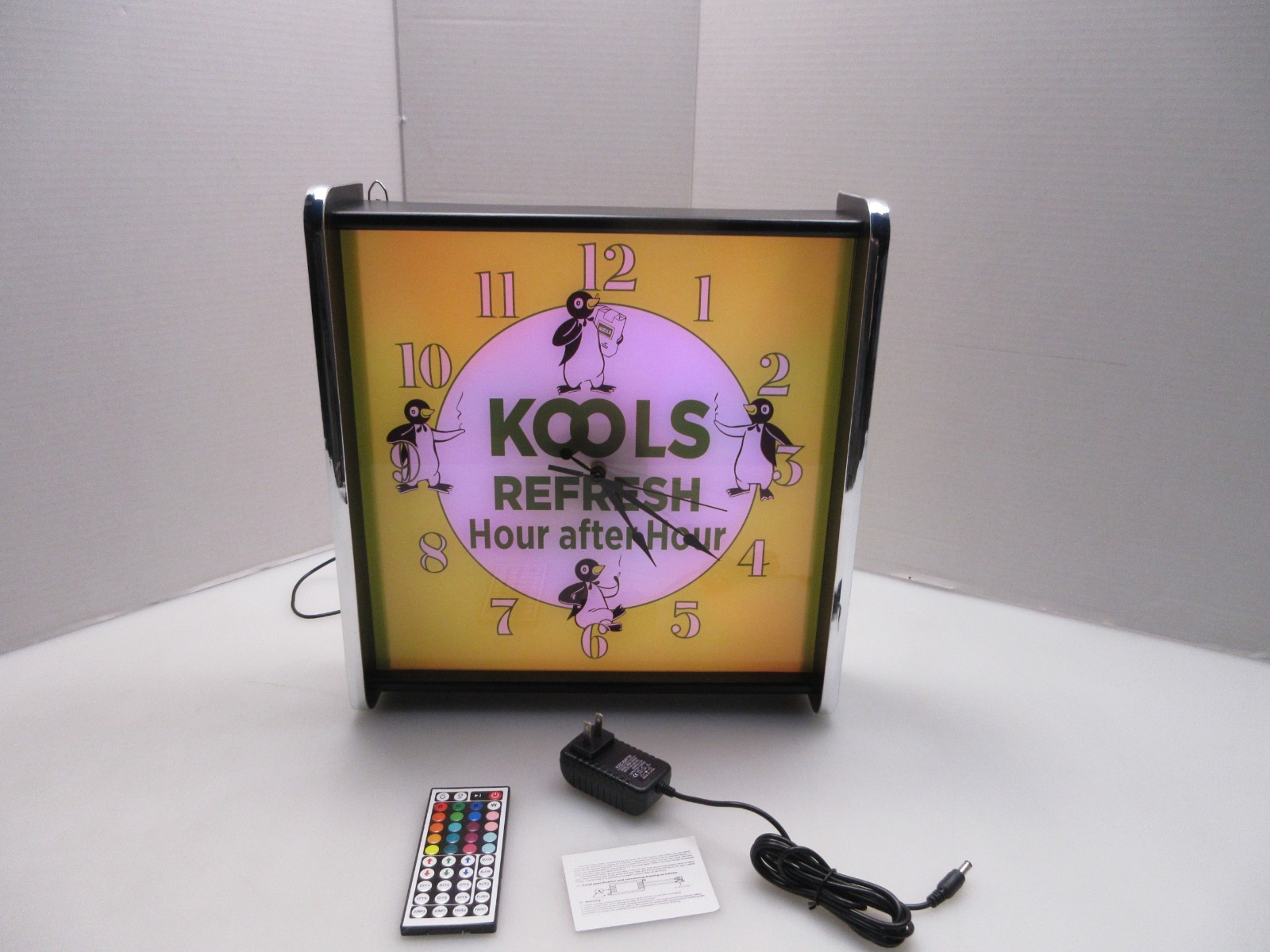 Kools Refresh LED light up Advertising wall clock Brand New Kools Refresh LED light up Advertising wall clock Brand New