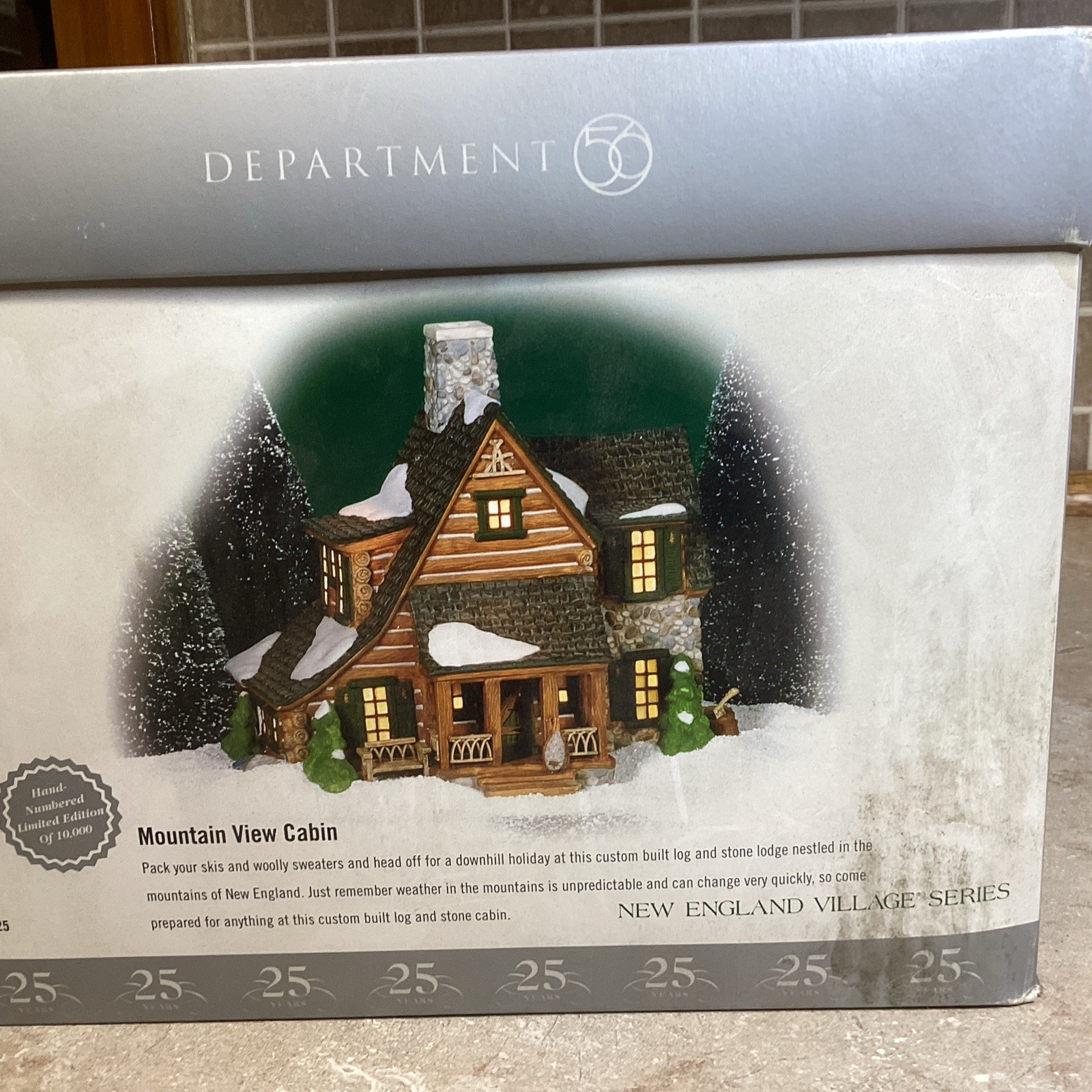 Dept 56 New England, Mountain View Cabin- 25th Anniversary - NEVER OUT OF BOX Dept 56 New England, Mountain View Cabin- 25th Anniversary - NEVER OUT OF BOX