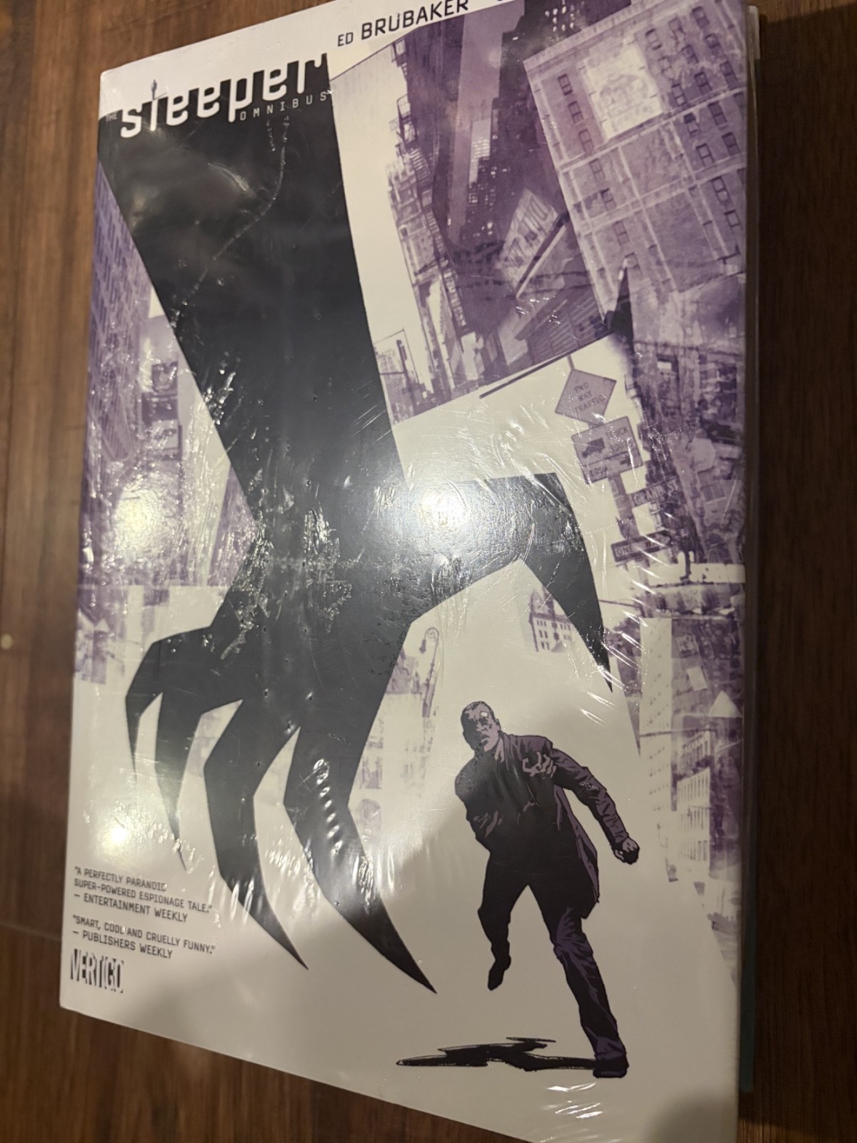 The Sleeper Omnibus 2022 Edition (DC Comics 2022) - SEALED The Sleeper Omnibus 2022 Edition (DC Comics 2022) - SEALED