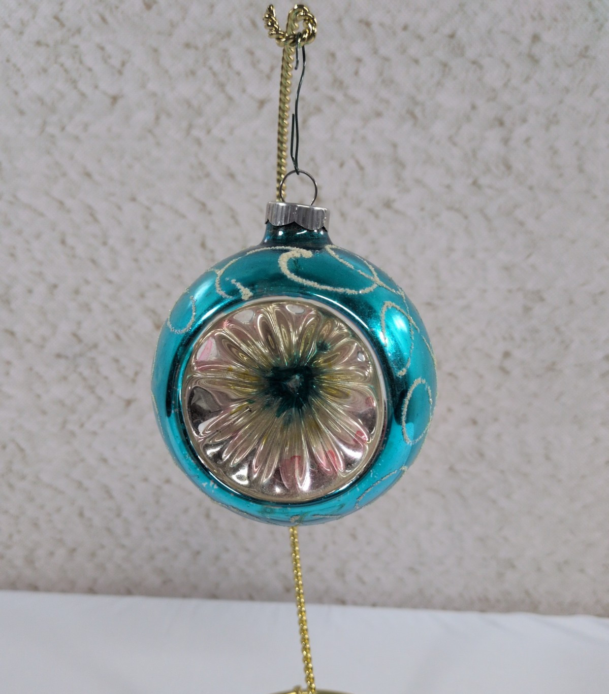 Large Vintage Indent Reflector Mercury Glass Christmas Ornament West Germany