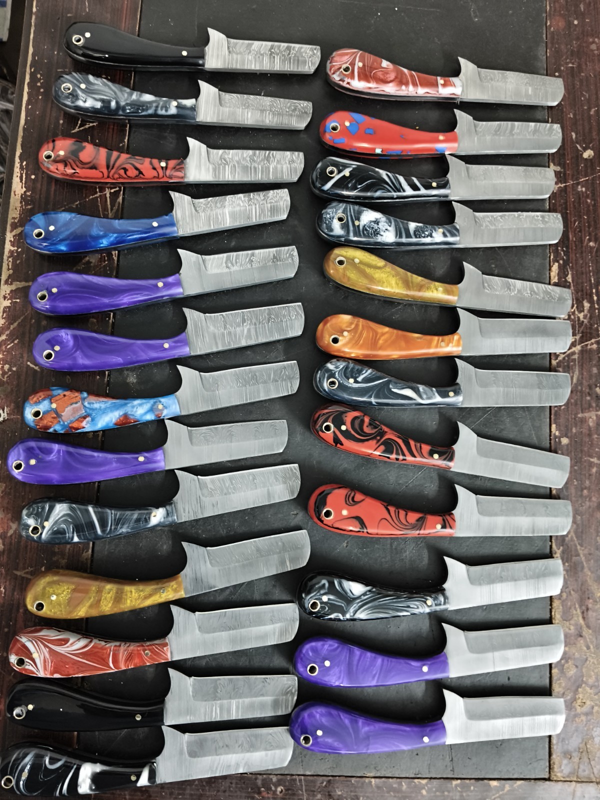 LOT OF 120 HANDMADE DAMASCUS STEEL  SKINNER BULL CUTTER KNIFE