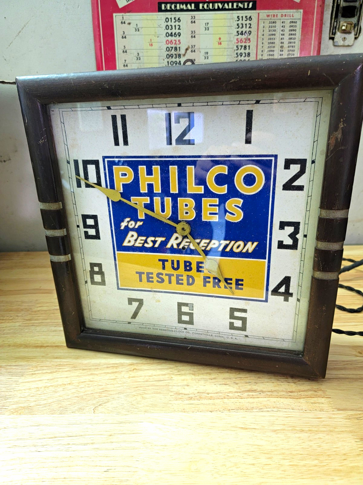 Antique Philco Tubes Advertising Wall Clock Antique Philco Tubes Advertising Wall Clock