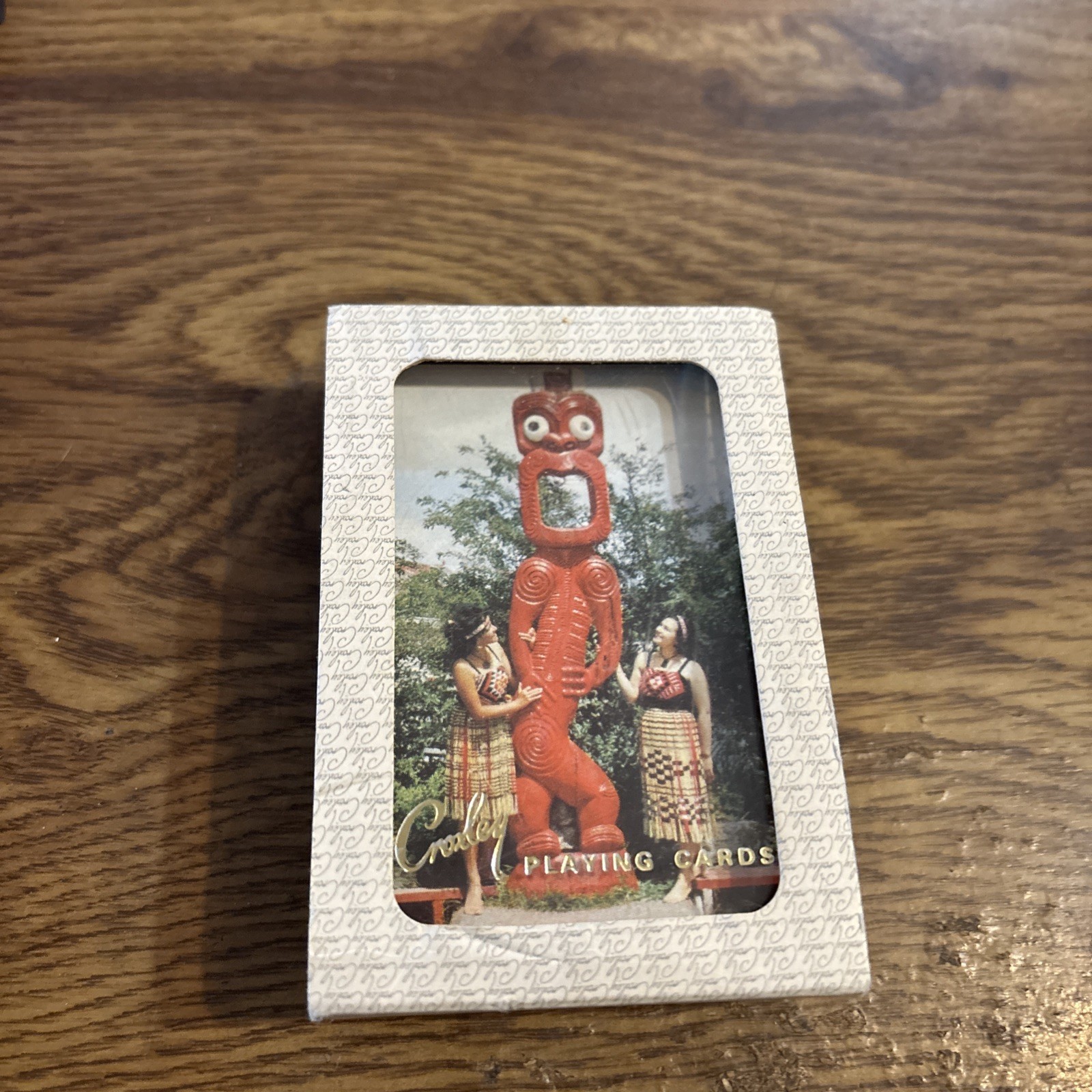 Croxley New Zealand Tiki Playing Cards By John Dickinson w/Plastic Case Croxley New Zealand Tiki Playing Cards By John Dickinson w/Plastic Case