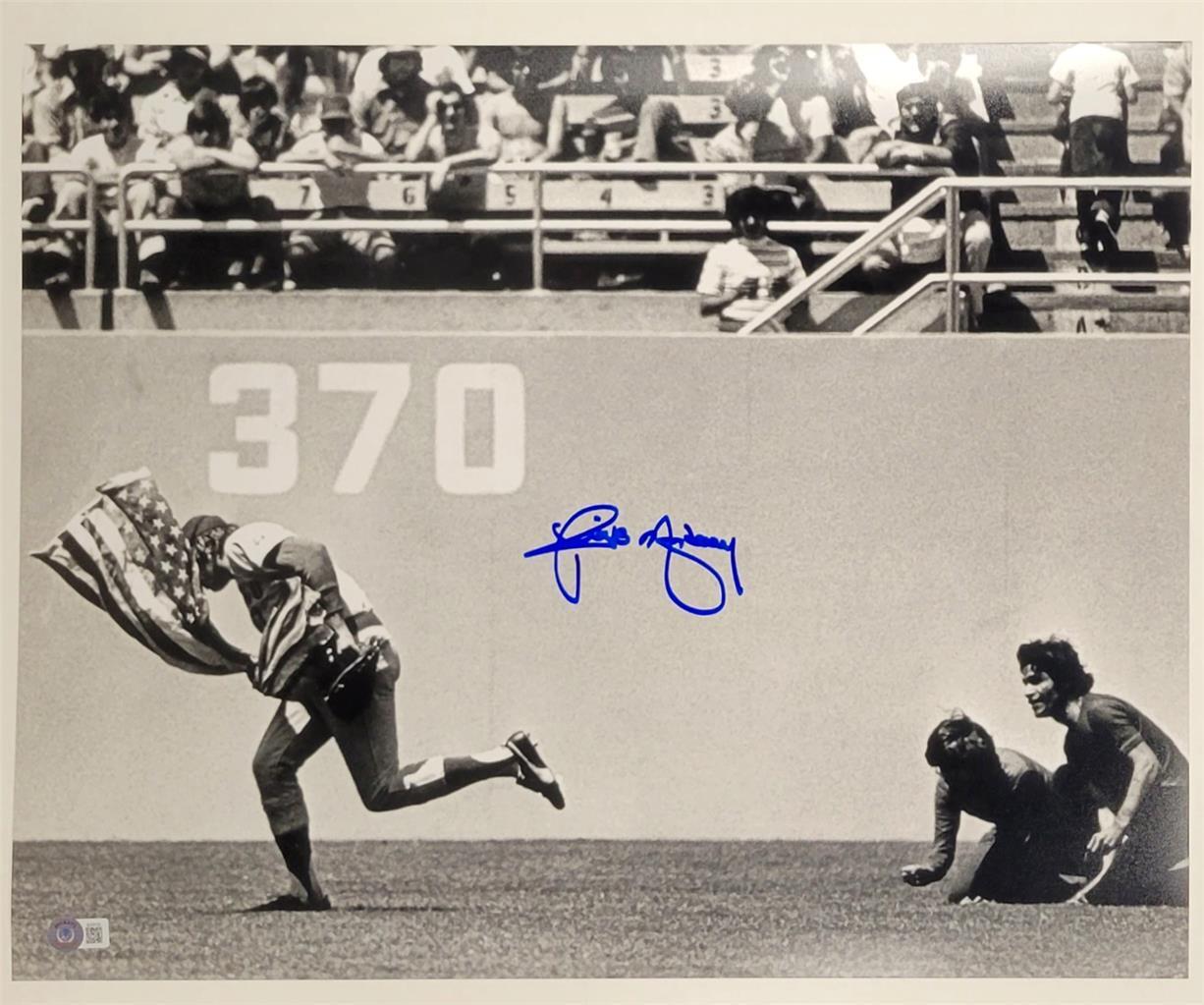Rick Monday signed Saves the American Flag 16x20 Photo autograph ~ Beckett BAS