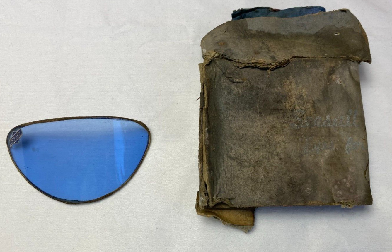 WWII / Prewar Blue Glass Lens for Seesall Goggle Lens WWII / Prewar Blue Glass Lens for Seesall Goggle Lens