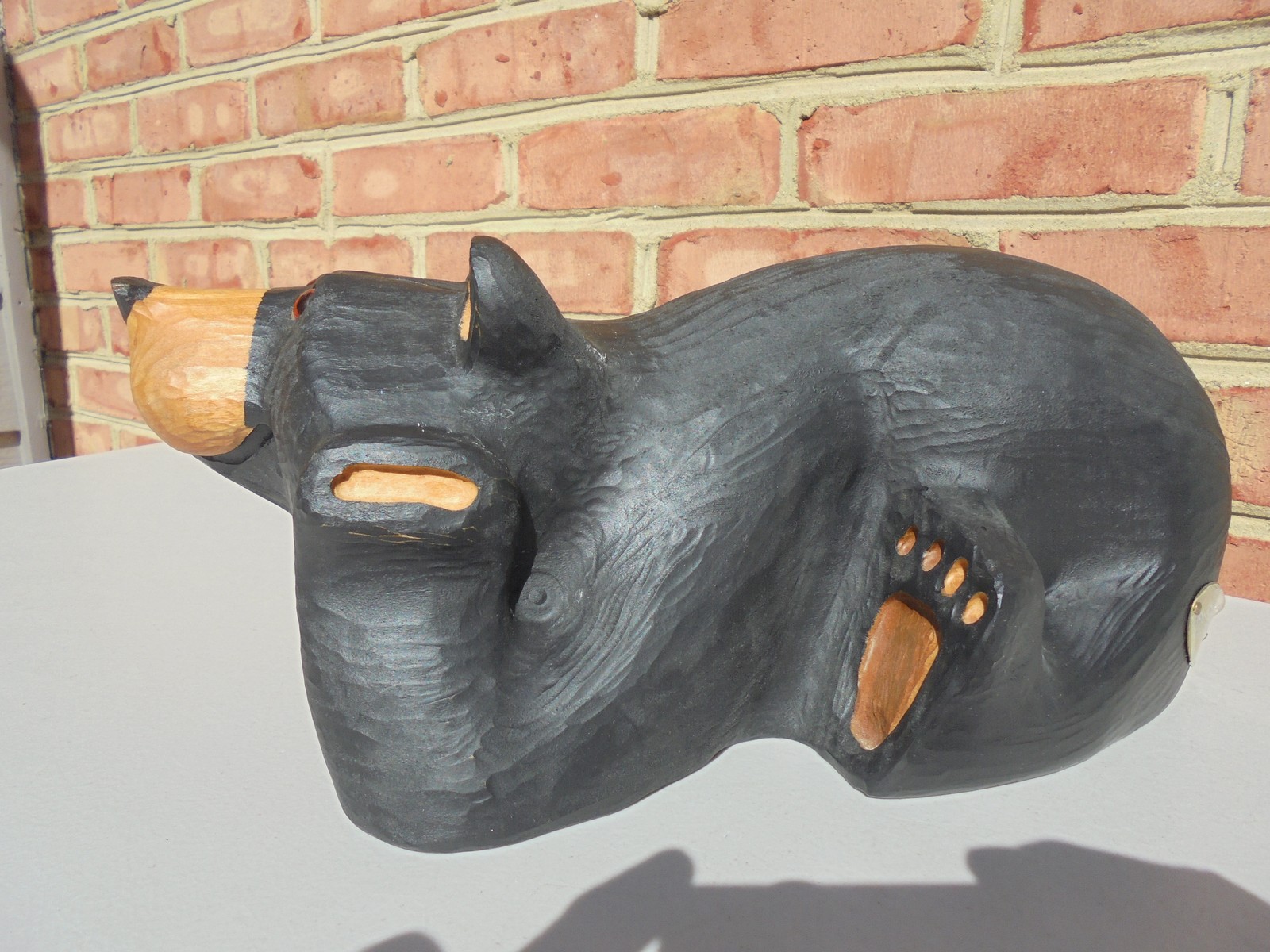 Big Sky Carvers Jeff Fleming Carved Wood Bear Head in Paws 13\