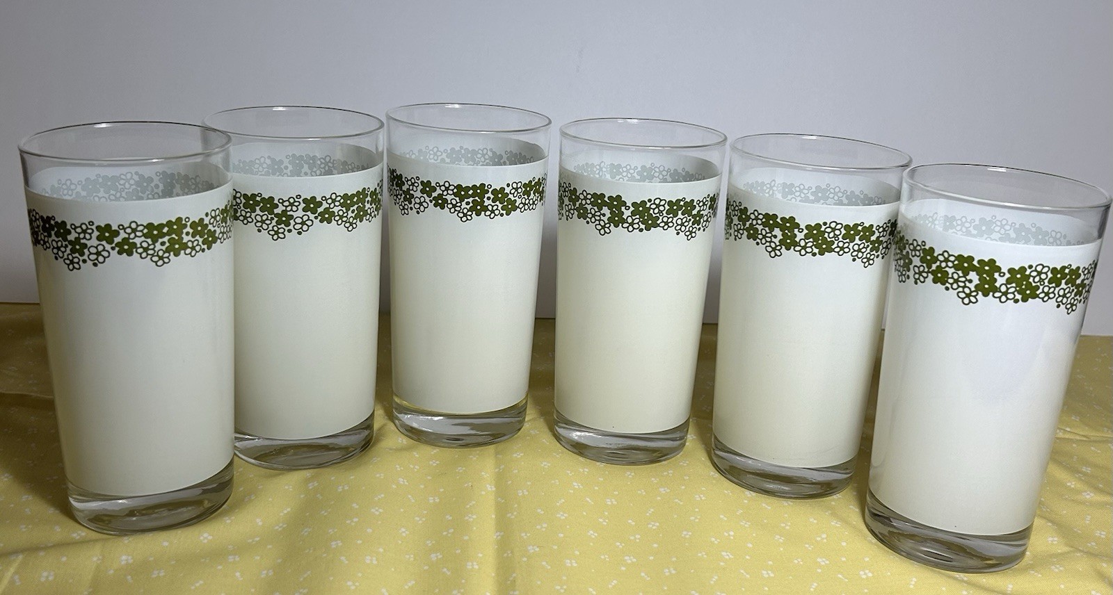Vtg James Bradley 1974 Spring Blossom Drinking Glasses Set Of 6 Vtg James Bradley 1974 Spring Blossom Drinking Glasses Set Of 6
