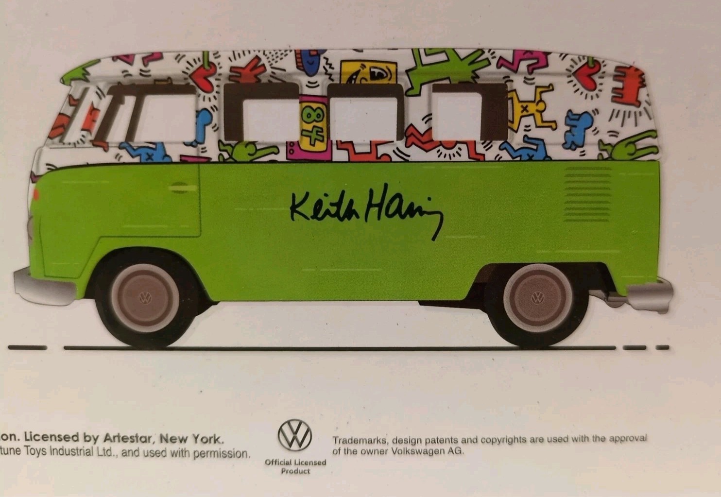 Volkswagen X Keith Haring Model Diecast 1/32 Bus Van New Sealed Vehicle Art Volkswagen X Keith Haring Model Diecast 1/32 Bus Van New Sealed Vehicle Art