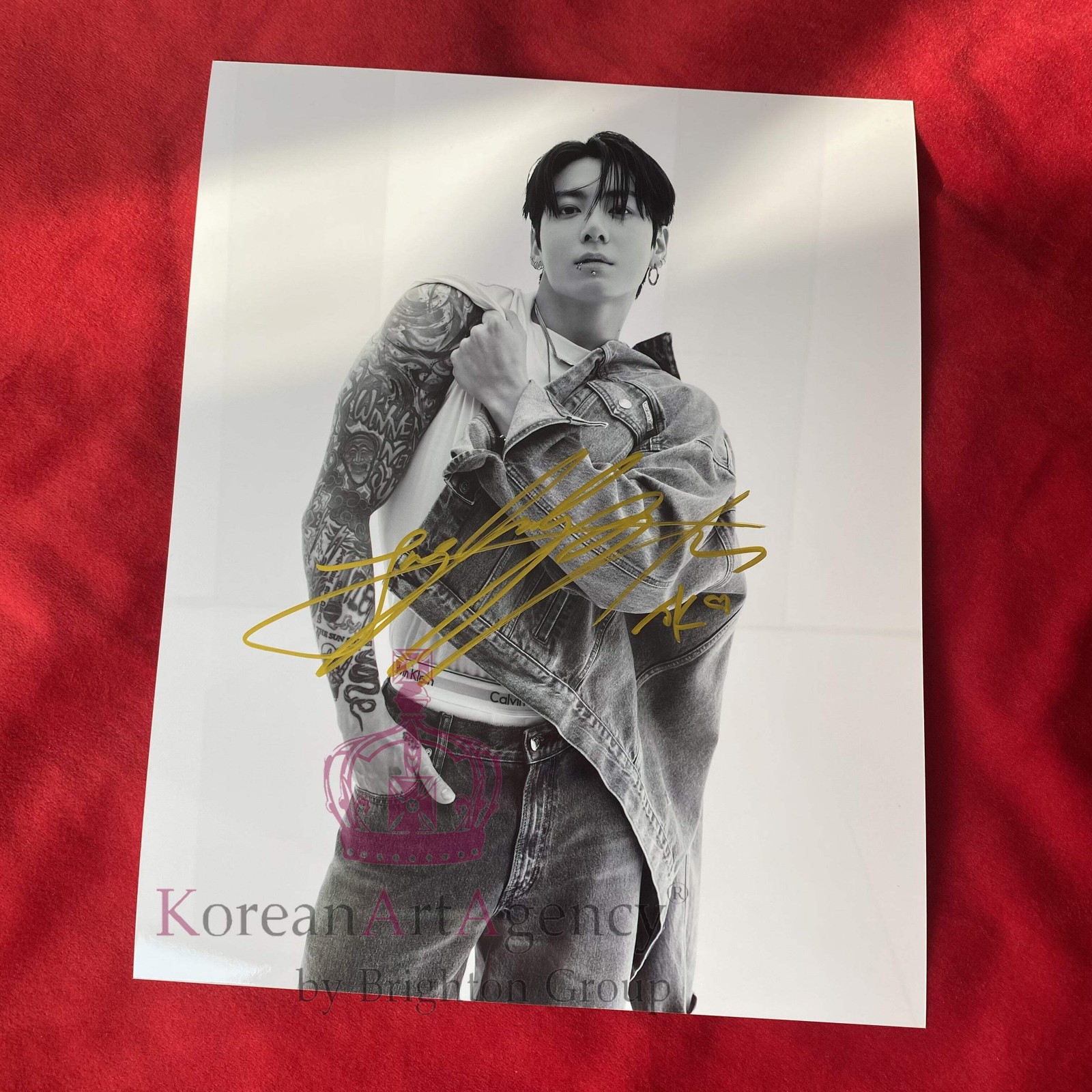 JUNG KOOK (BTS) × CALVIN KLEIN Holiday 2025 Campaign 10″ Autograph – Limited Edi