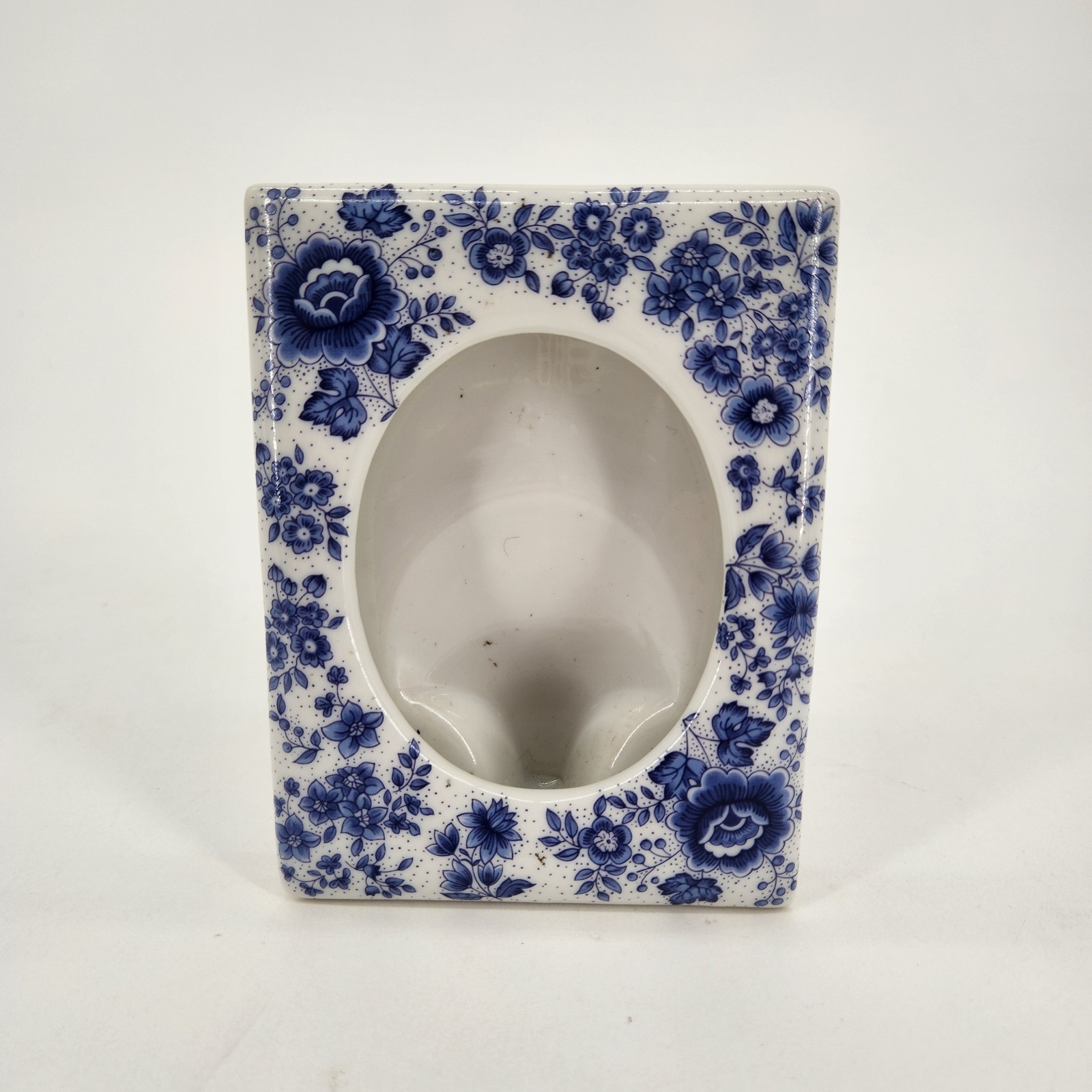 Vinatge Blue/White Flower Porcelain Picture Frame Vinatge Blue/White Flower Porcelain Picture Frame