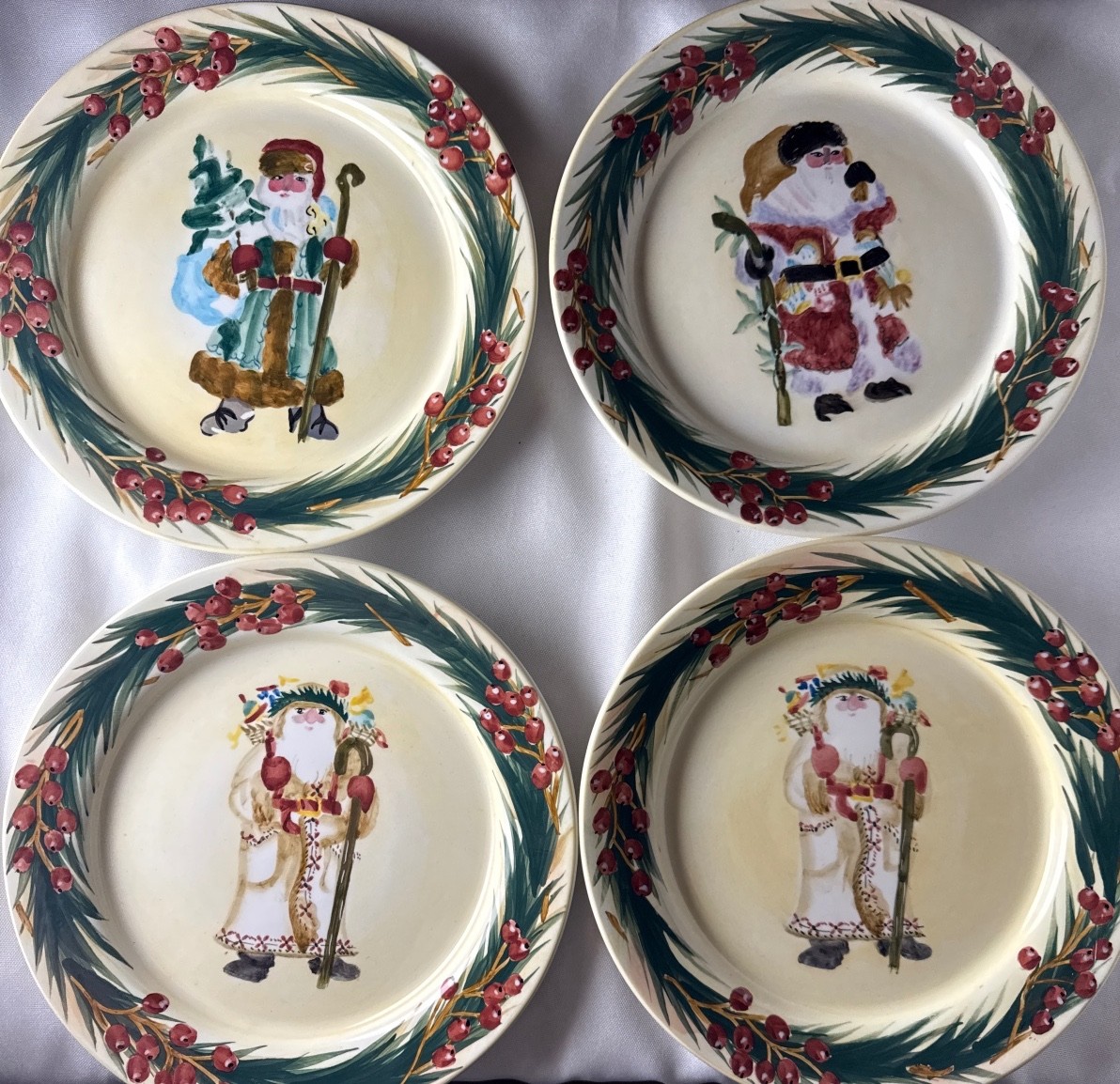 SET (4) Zrike Michal Sparks Vintage Santas Handpainted Christmas Plates SET (4) Zrike Michal Sparks Vintage Santas Handpainted Christmas Plates