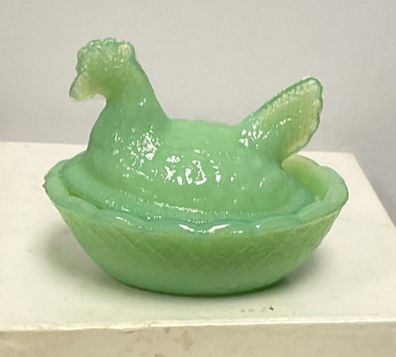 Vintage Miniature Hen On A Nest/Chicken On A Nest Jadite Green Glass Vintage Miniature Hen On A Nest/Chicken On A Nest Jadite Green Glass