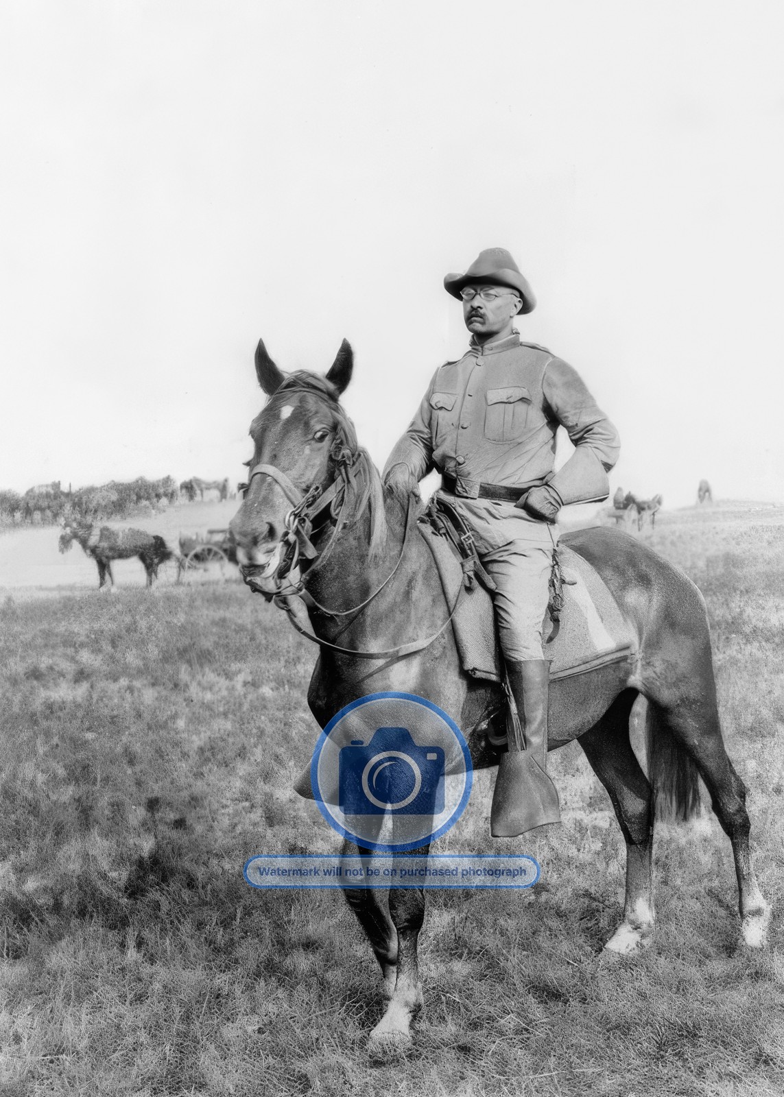 PRESIDENT THEODORE ROOSEVELT RIDING HORSEBACK 1898 WAR WITH CUBA 5X7 PHOTO PRESIDENT THEODORE ROOSEVELT RIDING HORSEBACK 1898 WAR WITH CUBA 5X7 PHOTO