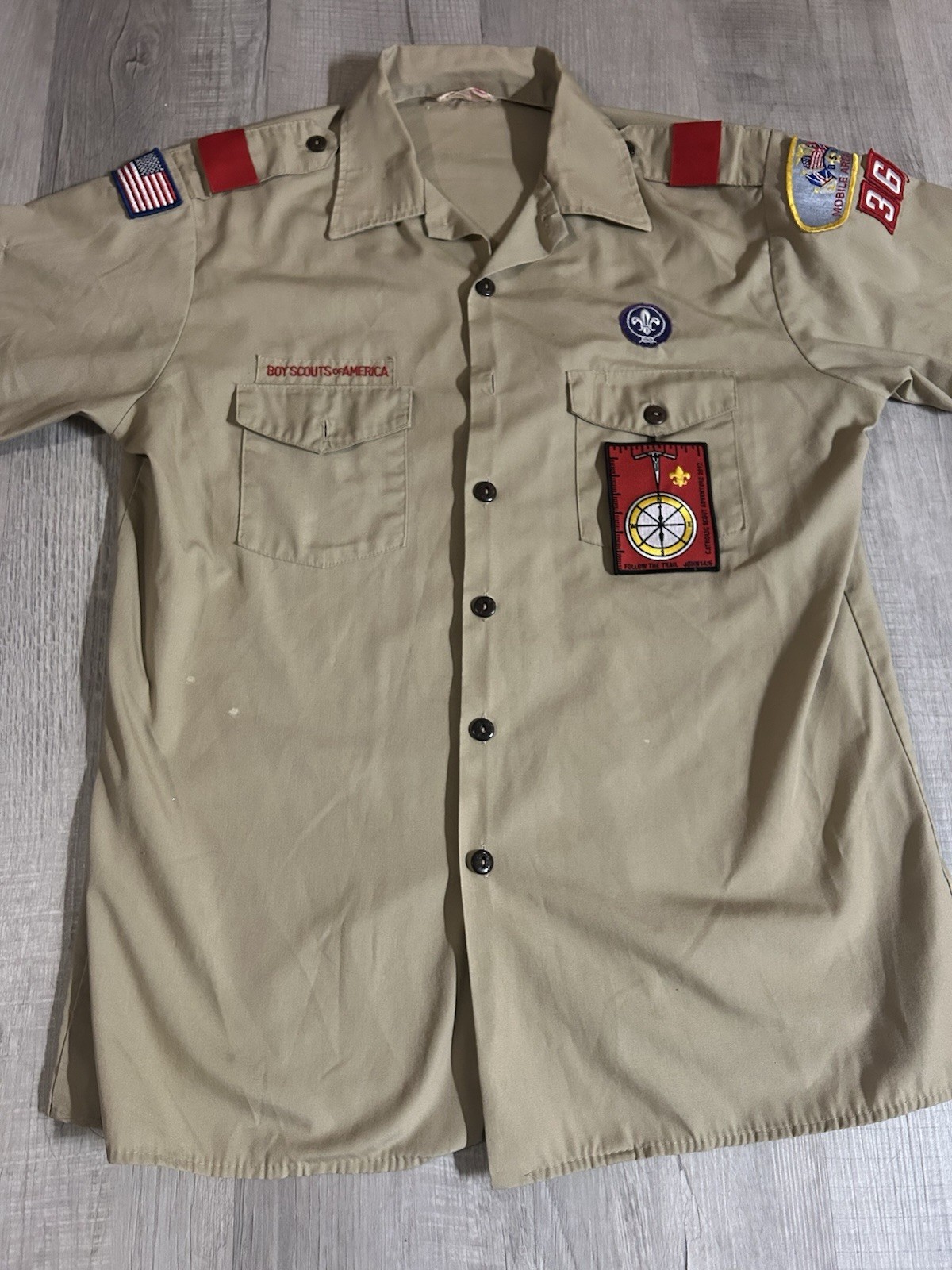 Vintage Boy Scouts of America BSA Adult Short Sleeve  Uniform Shirt w/ Patches L