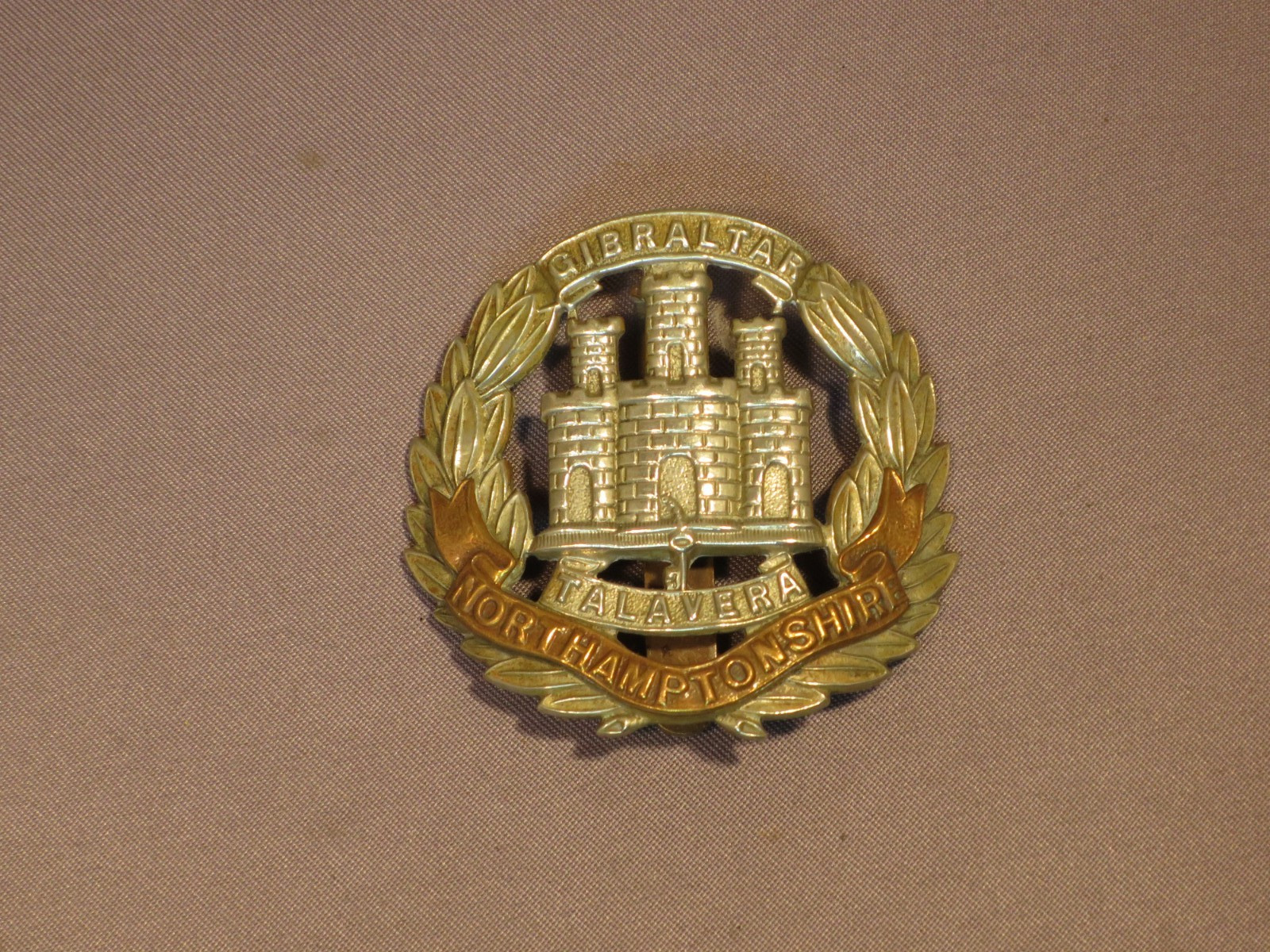 Vintage Northamptonshire Regiment bi-metal Cap Badge Vintage Northamptonshire Regiment bi-metal Cap Badge