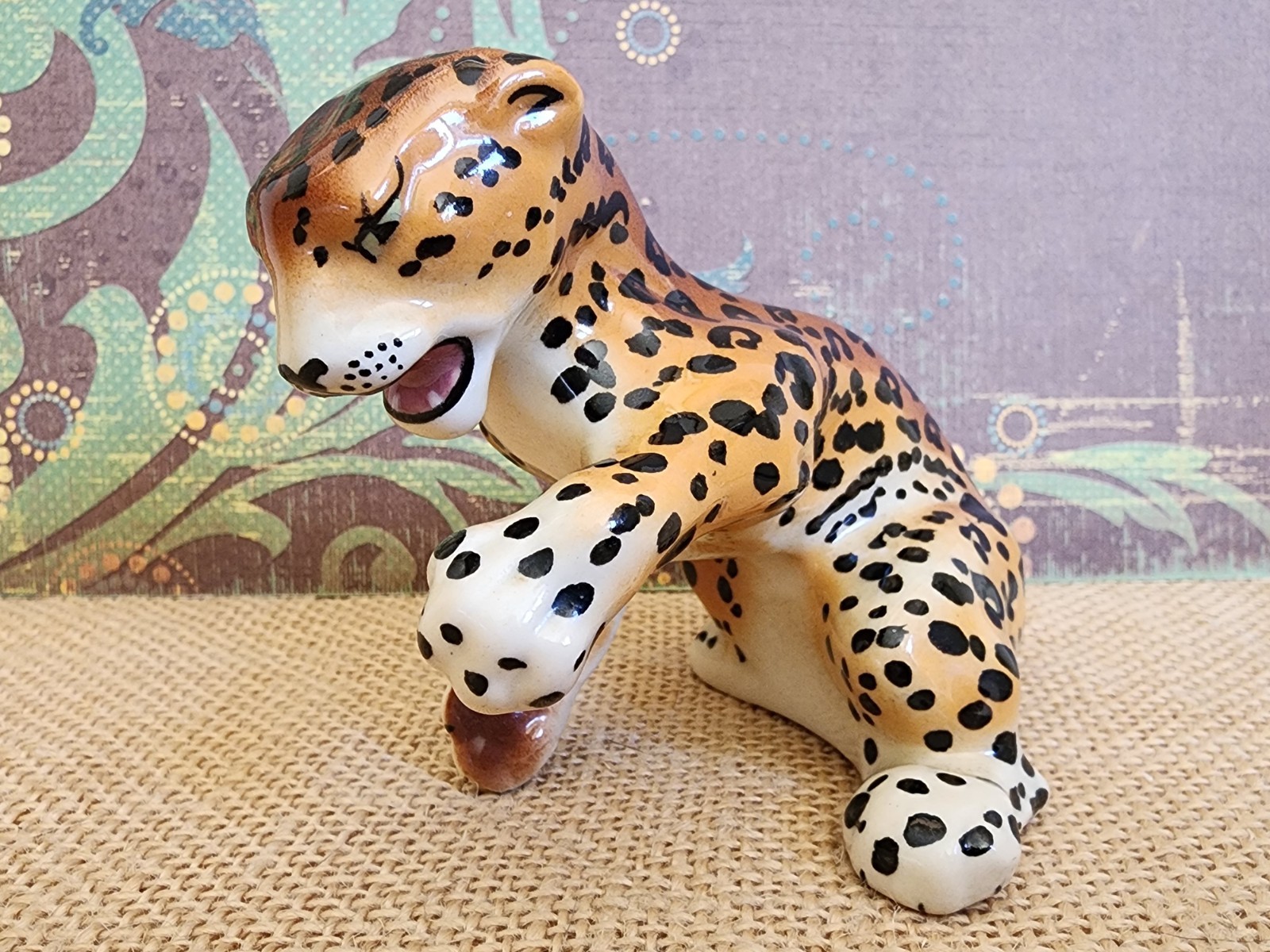 π΄ Vintage MCM Ceramic Arts Studio Spotted Leopard Cheetah Figurine - 3.5 π΄ Vintage MCM Ceramic Arts Studio Spotted Leopard Cheetah Figurine - 3.5