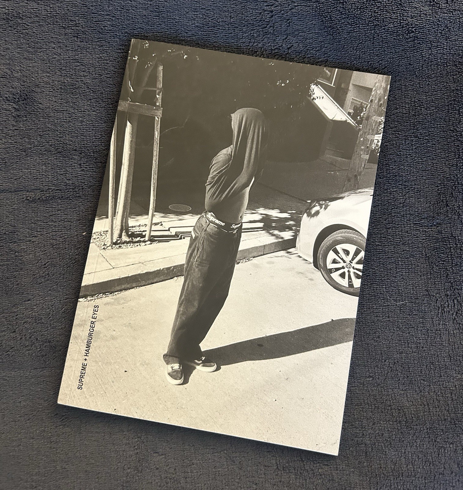 Supreme + Hamburger Eyes San Francisco Opening Photo Booklet New 100% AUTHENTIC Supreme + Hamburger Eyes San Francisco Opening Photo Booklet New 100% AUTHENTIC