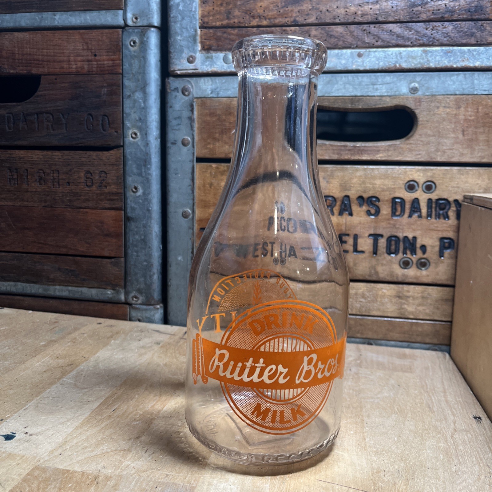 Vintage ACL Pyro Rutter Bros Dairy Farms York Co Pa Milk Bottle -- Z2