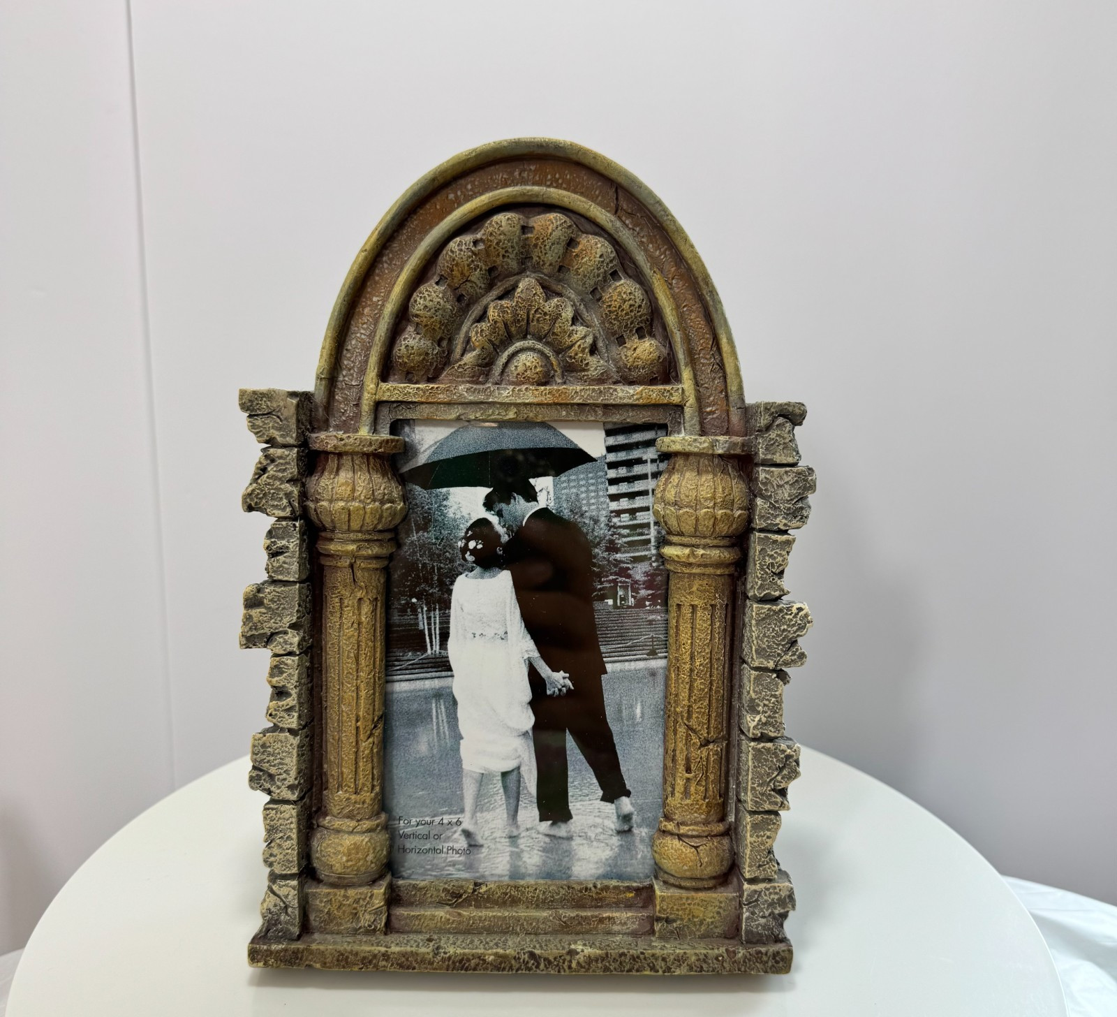 Gothic Cathedral Arch Photo Frame Architectural Resin 4x6 Distressed Stone Ruins Gothic Cathedral Arch Photo Frame Architectural Resin 4x6 Distressed Stone Ruins