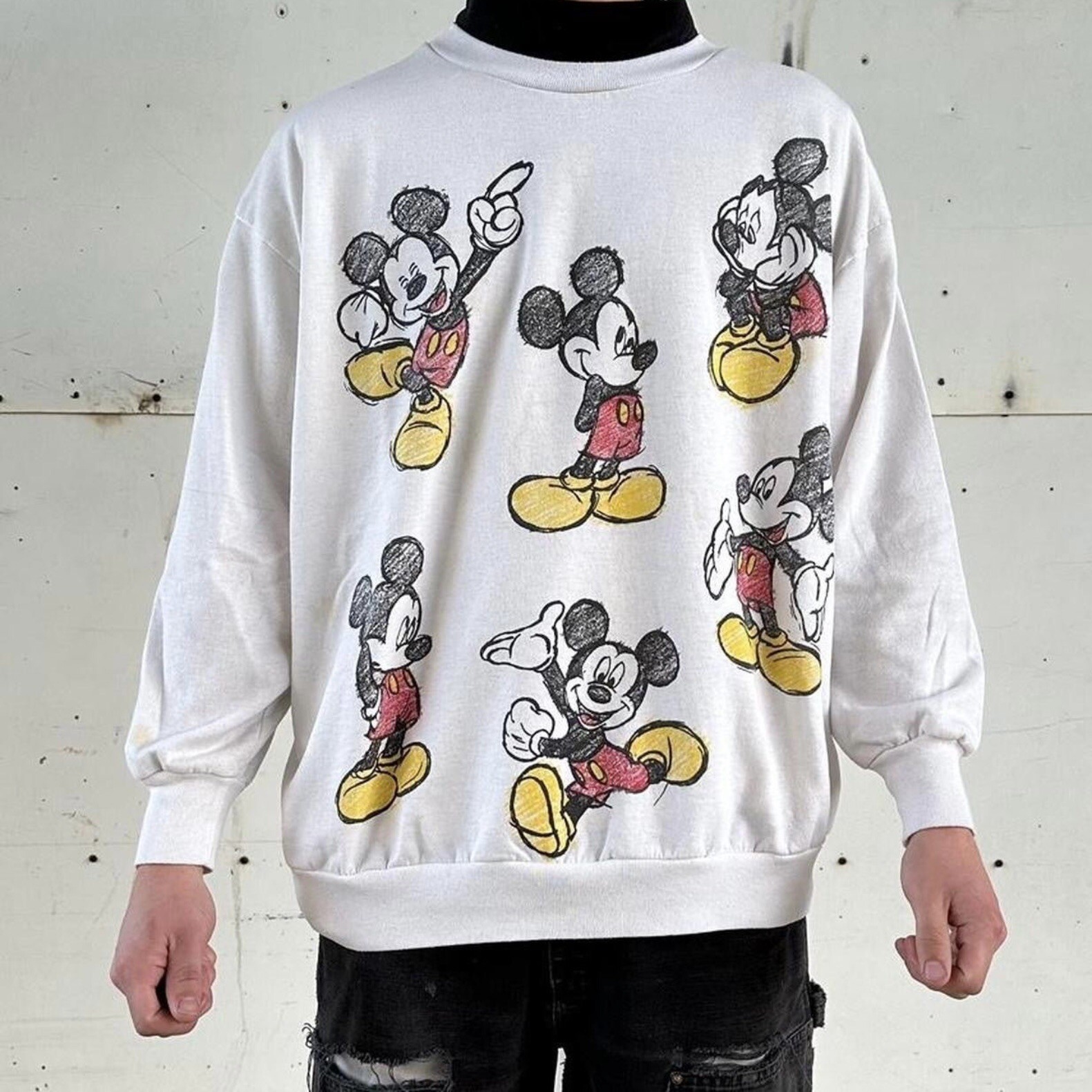 Vintage Disney Mickey Unlimited Mouse 90s Shirt White Long Sleeve Winter Unisex