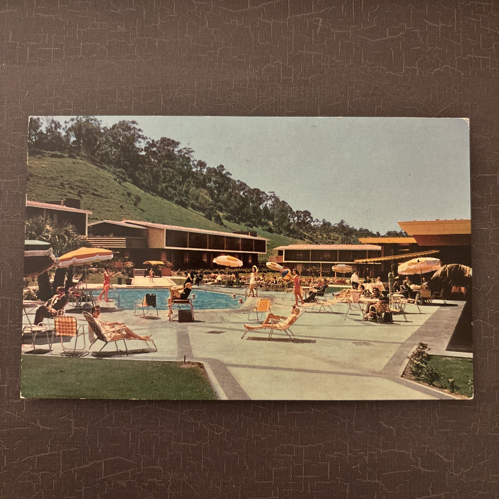 Postcard RETRO ROAD TRIP Lodging Swimming Pool MISSION VALLEY INN San Diego 1960