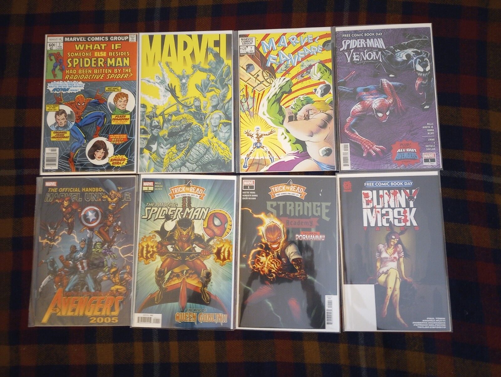 8 book lot with Very Rare What if?  #7 1978 Double cover with 1st Spider-Girl ++