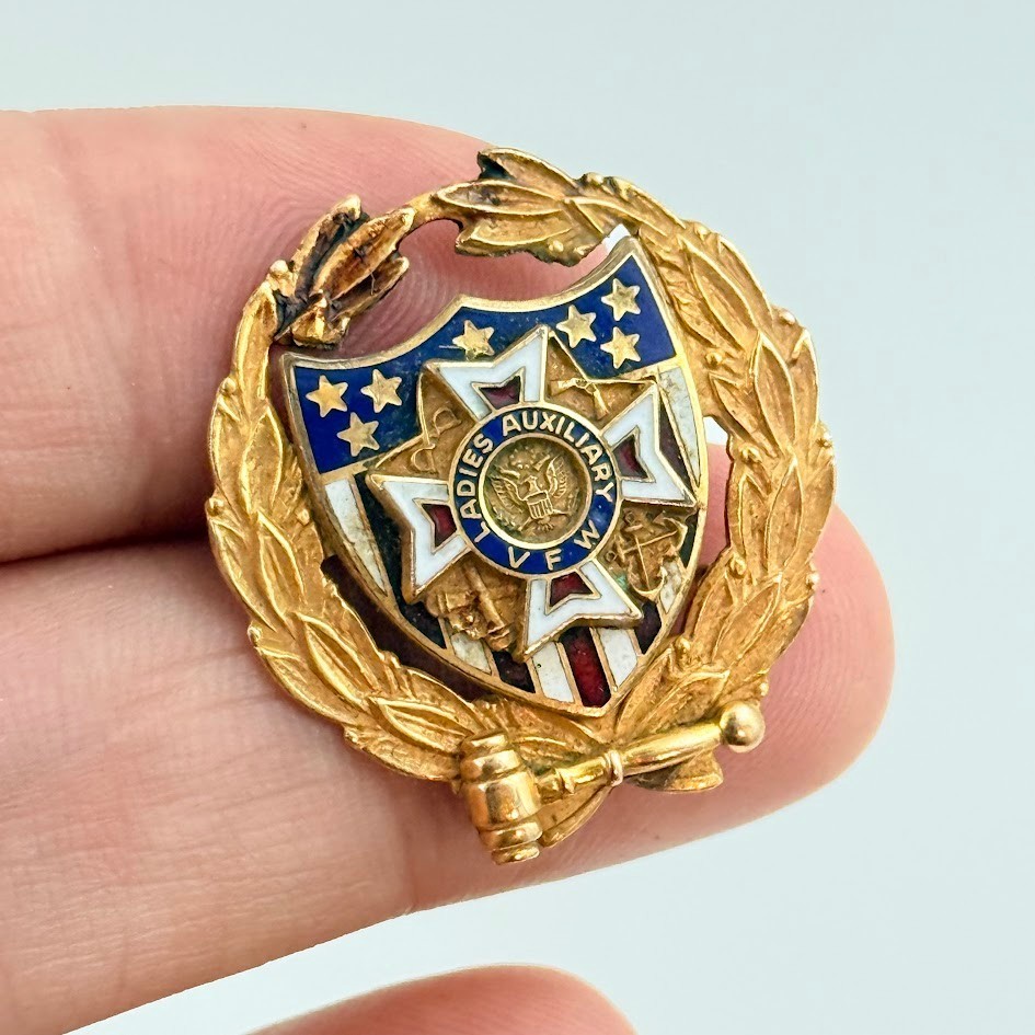Vintage 10K Gold Filled Veterans of Foreign Wars Ladies Auxiliary Enamel Pin Vintage 10K Gold Filled Veterans of Foreign Wars Ladies Auxiliary Enamel Pin