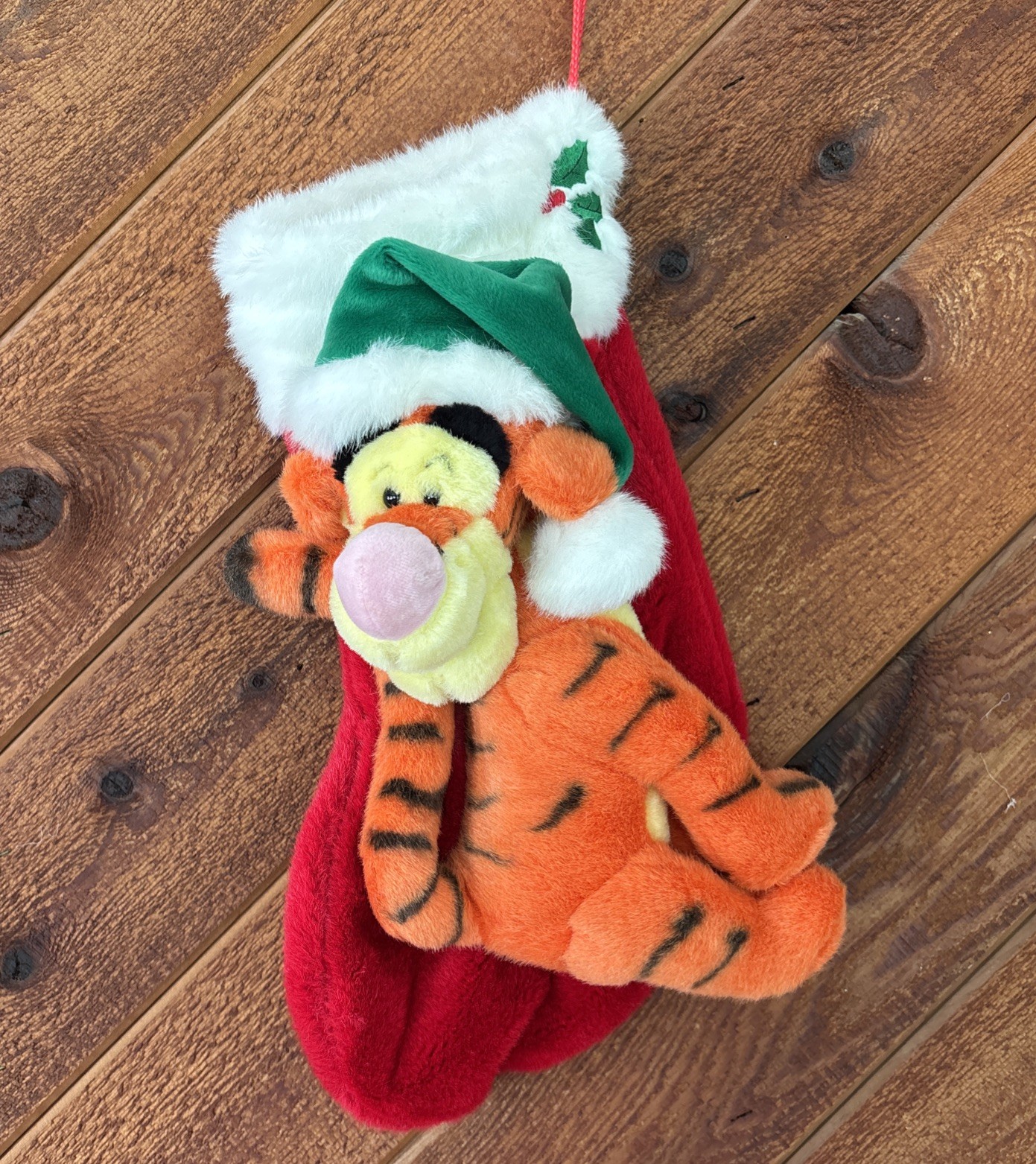 Vintage 2000 Disney Plush Tigger Motion Activated Singing Christmas Stocking Vintage 2000 Disney Plush Tigger Motion Activated Singing Christmas Stocking