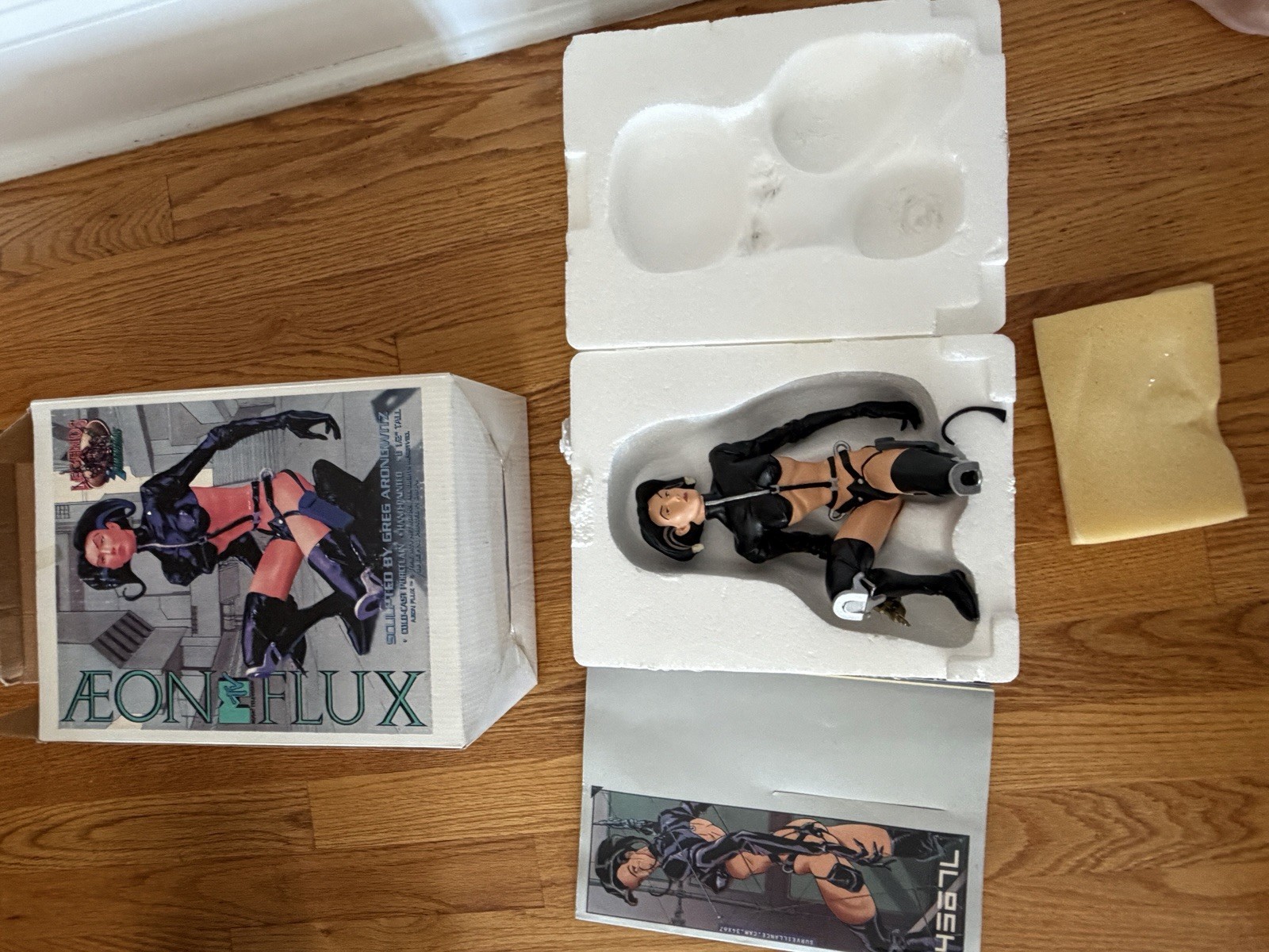 Aeon Flux Ceramic Statue Figurine - stored in box only not displayed Aeon Flux Ceramic Statue Figurine - stored in box only not displayed