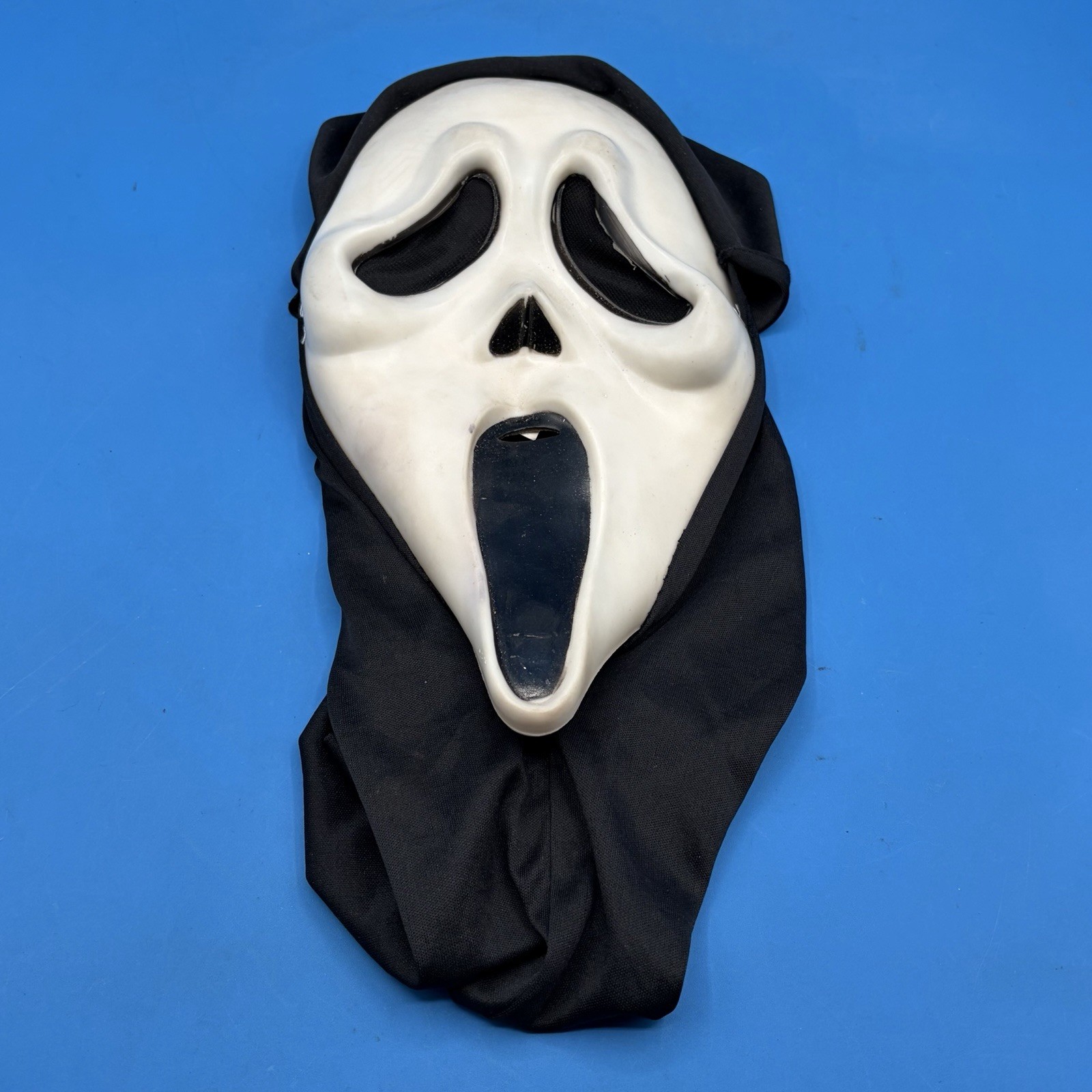 Ghost Face Scream 4 Hero Style Reshoot TD Mask Glow Pre 2010 EU Easter Unlimited Ghost Face Scream 4 Hero Style Reshoot TD Mask Glow Pre 2010 EU Easter Unlimited