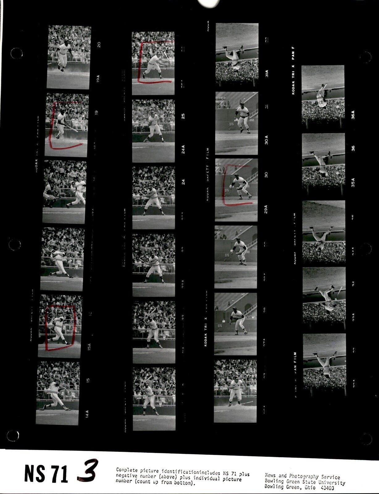 LD361 1972 Original Contact Sheet Photo KANSAS CITY ROYALS vs CLEVELAND INDIANS