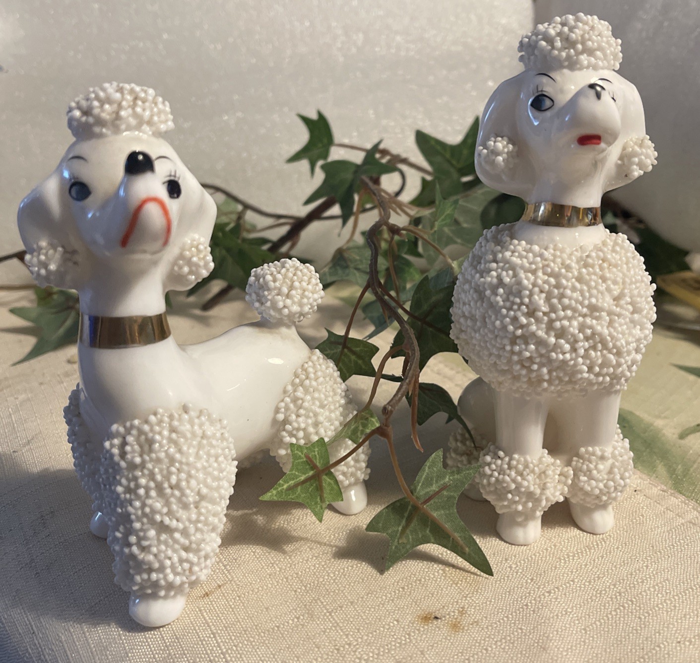 LEFTON MR. MRS. POODLE White Porcelain GOld Collar Dogs 5 LEFTON MR. MRS. POODLE White Porcelain GOld Collar Dogs 5