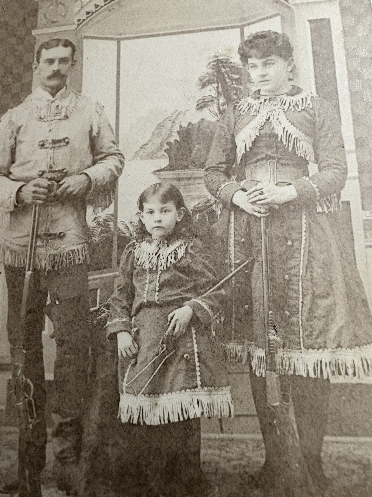 1890s Albumen Cabinet Card Photo Swords Bro’s Photo Family Rifle Sharp Shooters 1890s Albumen Cabinet Card Photo Swords Bro’s Photo Family Rifle Sharp Shooters