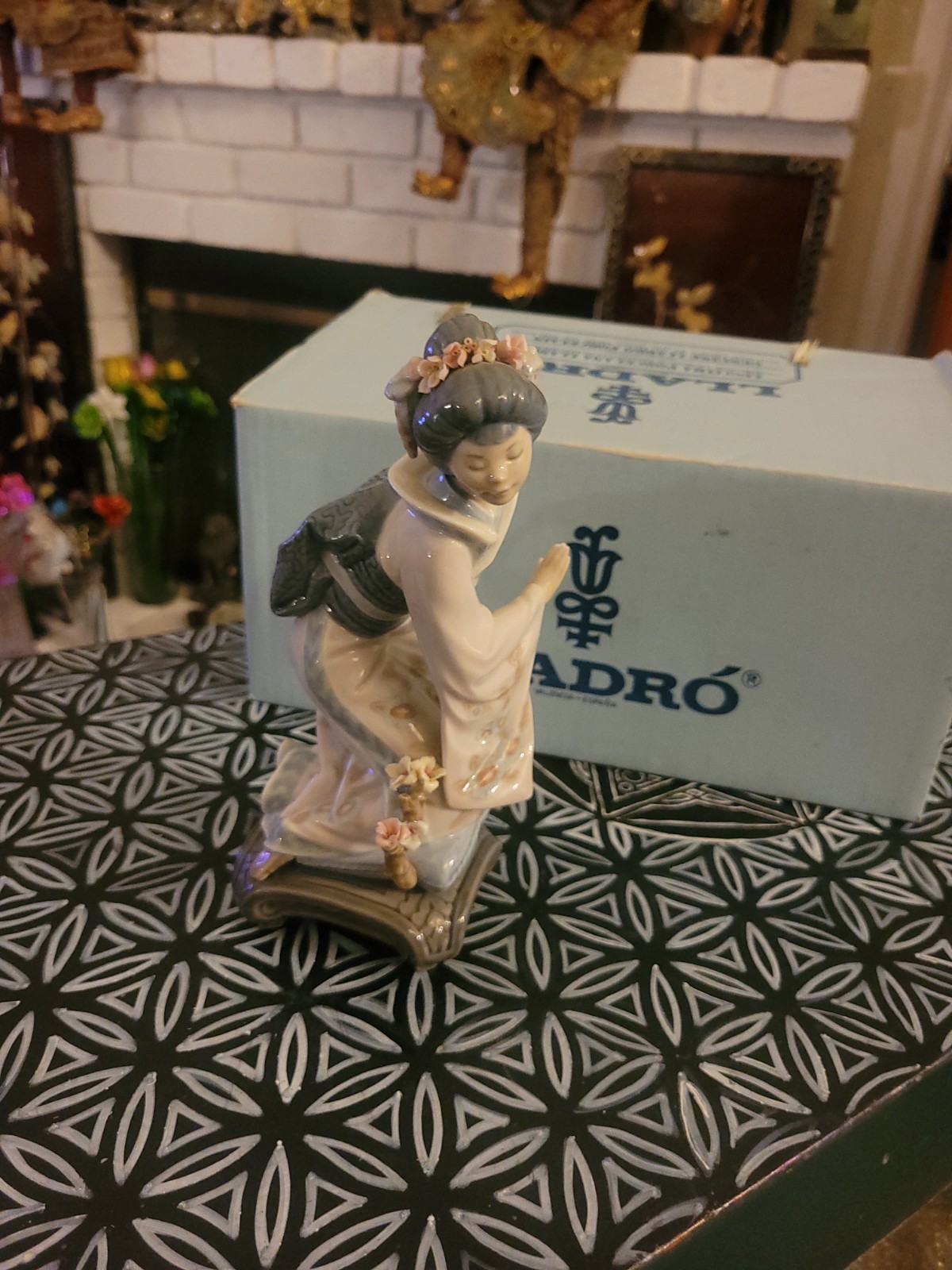 Genuine Lladro #1447 Genuine Lladro #1447