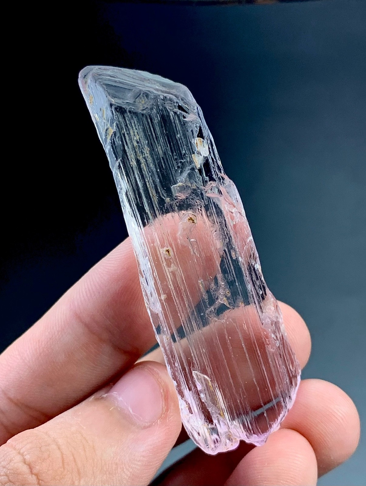 120 Carat Pink Kunzite Crystal Specimen From Afghanistan 120 Carat Pink Kunzite Crystal Specimen From Afghanistan