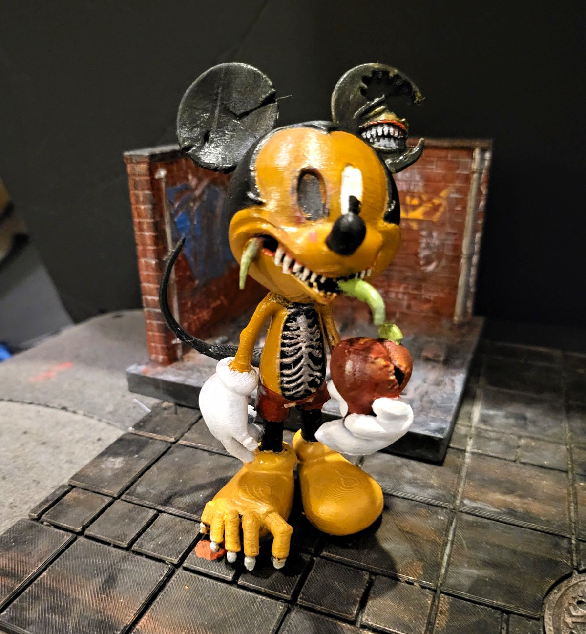 Rare Custom Made Morbid Mickey Mouse Horror/Zombie Style Figurine Holding Apple Rare Custom Made Morbid Mickey Mouse Horror/Zombie Style Figurine Holding Apple