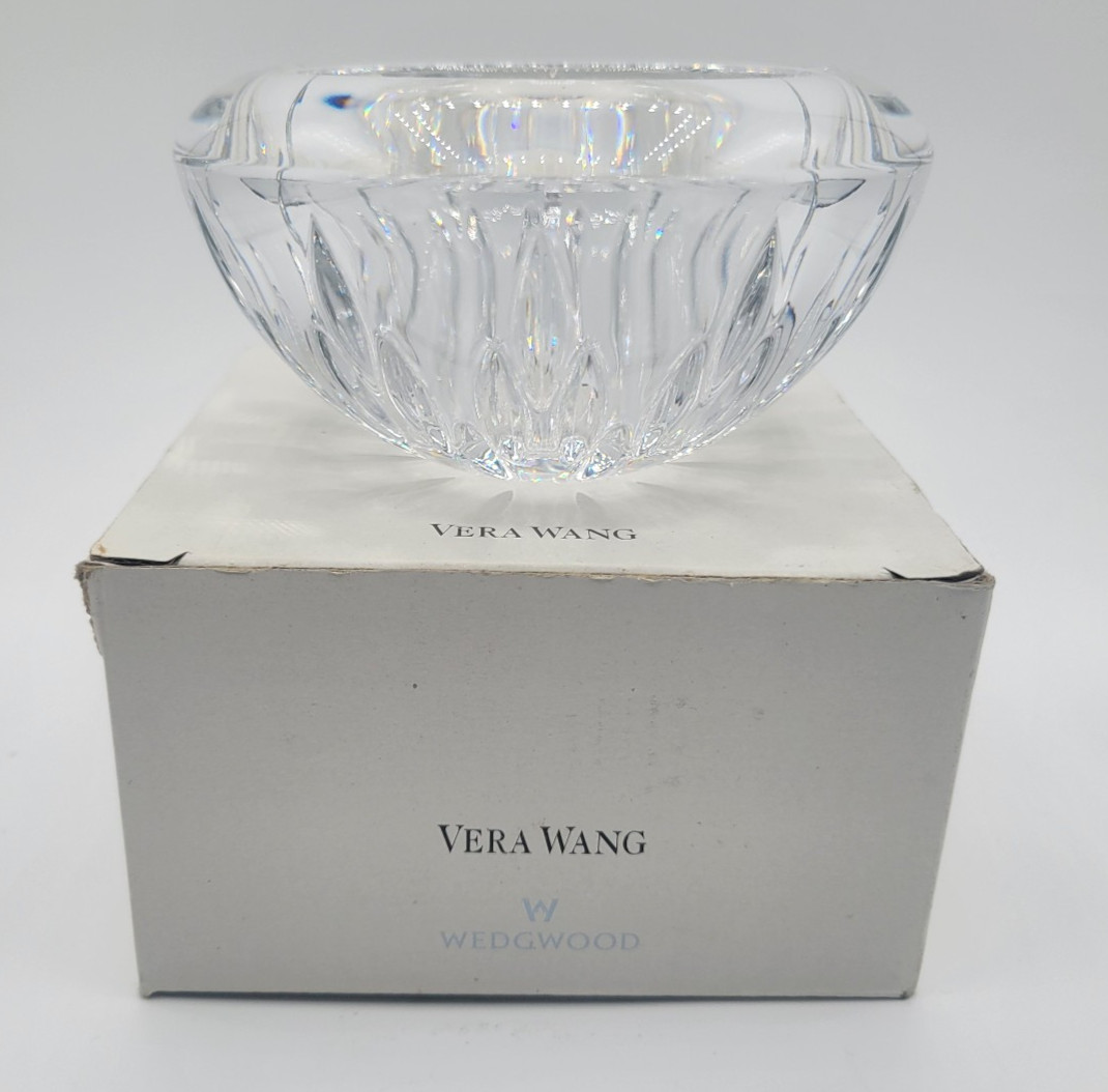 WEDGEWOOD VERA WANG HEAVY CRYSTAL VOTIVE CANDLE HOLDER 4 INCHES NEVER USED WEDGEWOOD VERA WANG HEAVY CRYSTAL VOTIVE CANDLE HOLDER 4 INCHES NEVER USED