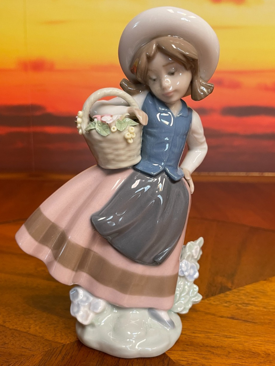 Vintage Signed LLADRO Vintage Signed LLADRO