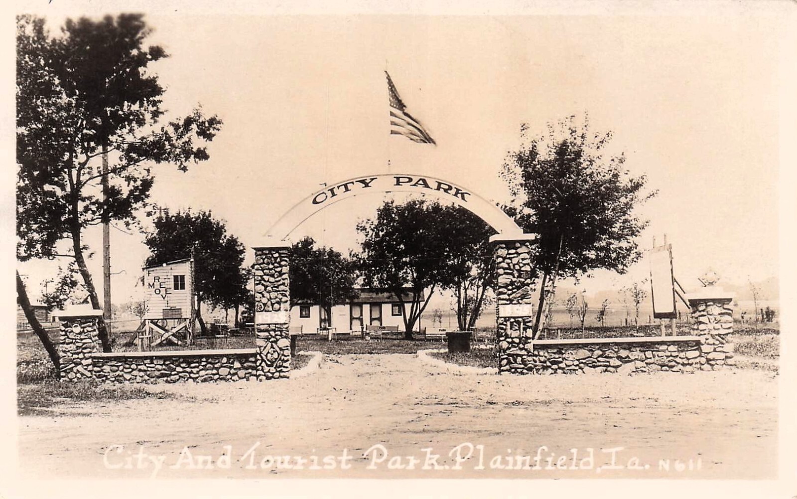 RPPC City and Tourist Cedar View Park Plainfield Iowa Photo Vtg Postcard H24