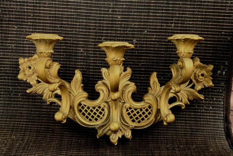 Syroco Dart Gold Wall Mount Sconce Candle Holder MCM 1966 Hollywood Regency