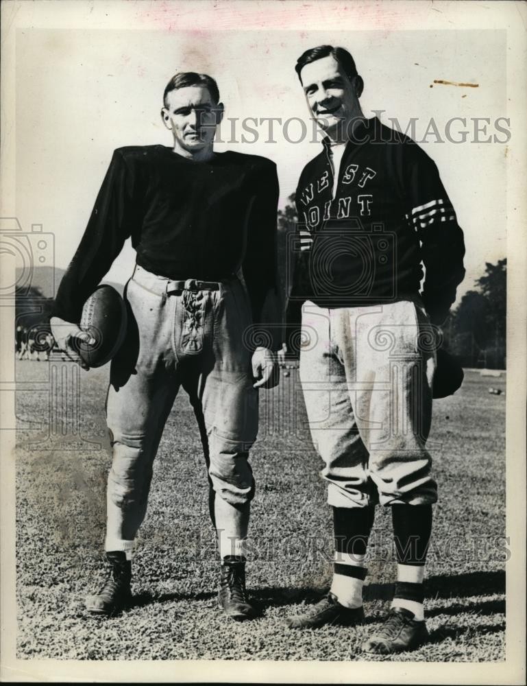1942 Press Photo West Point NY coach Earl Blaik & player Henry J Mazur 1942 Press Photo West Point NY coach Earl Blaik & player Henry J Mazur