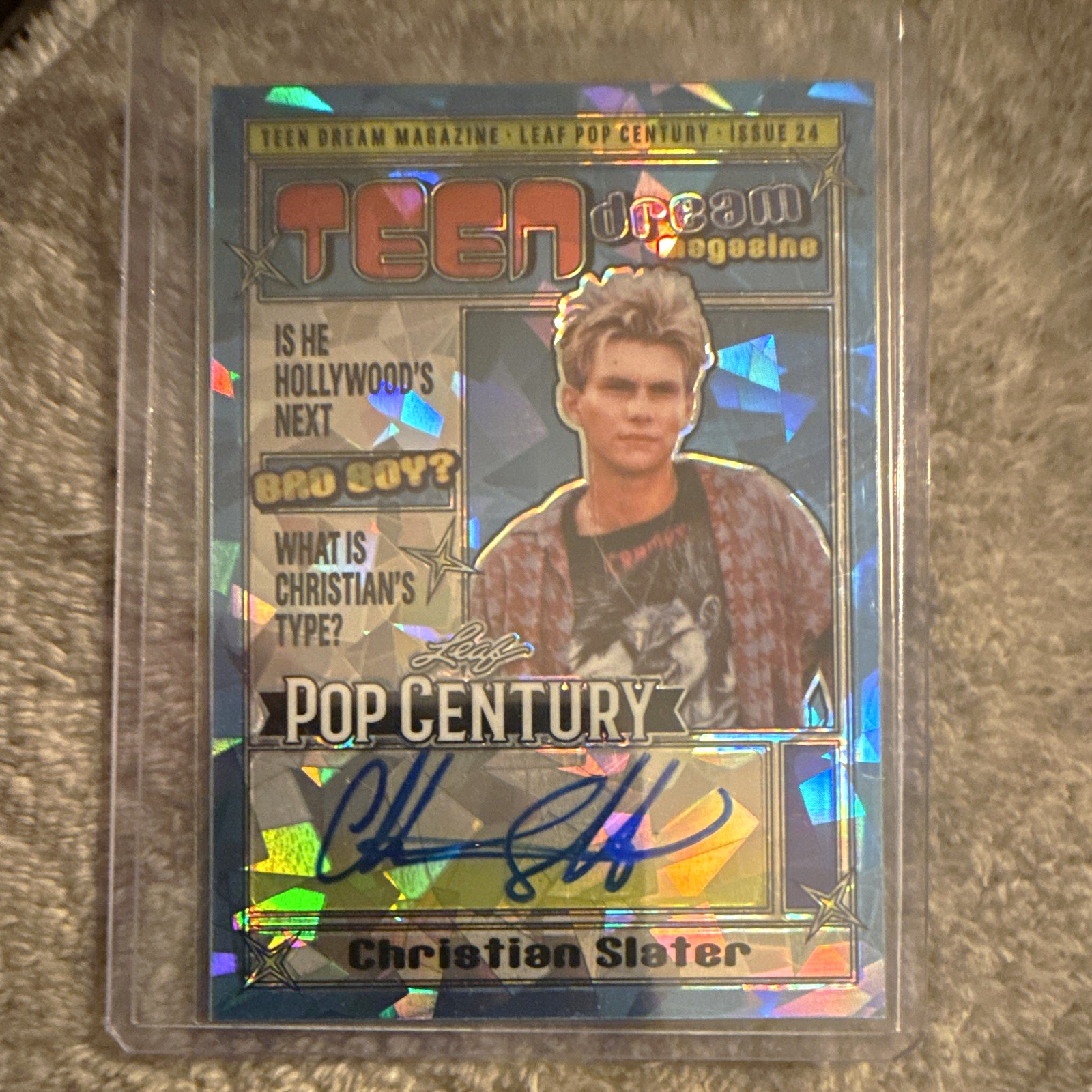 Leaf 2024 Pop Century Teen Dream Magazine Christian Slater Auto TDM-CS2 3/5 Leaf 2024 Pop Century Teen Dream Magazine Christian Slater Auto TDM-CS2 3/5