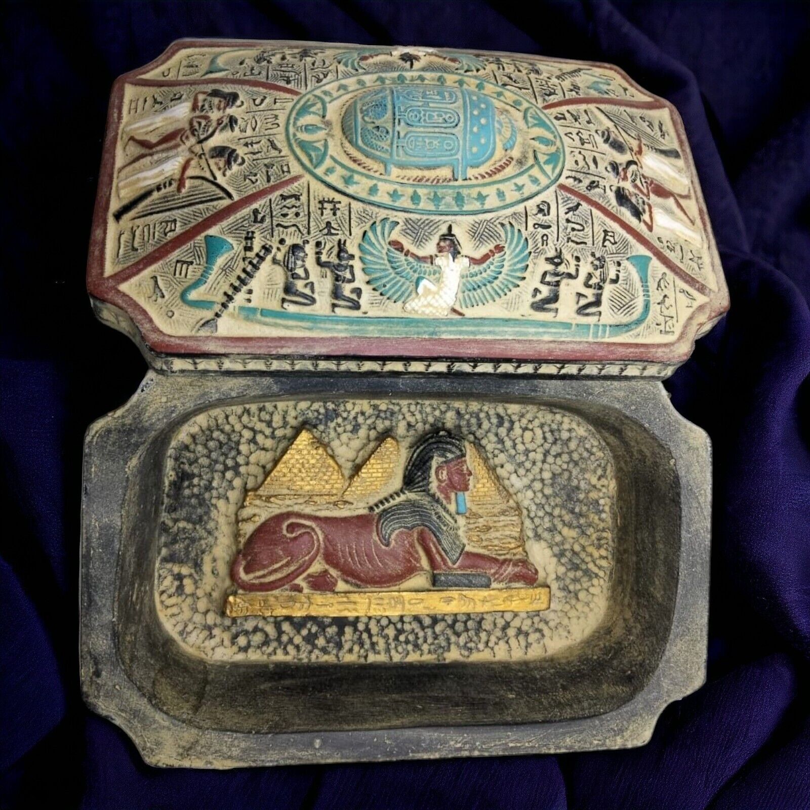 RARE ANCIENT EGYPTIAN ANTIQUITIES Jewelry Scarab Box Engraved With Pyramids BC